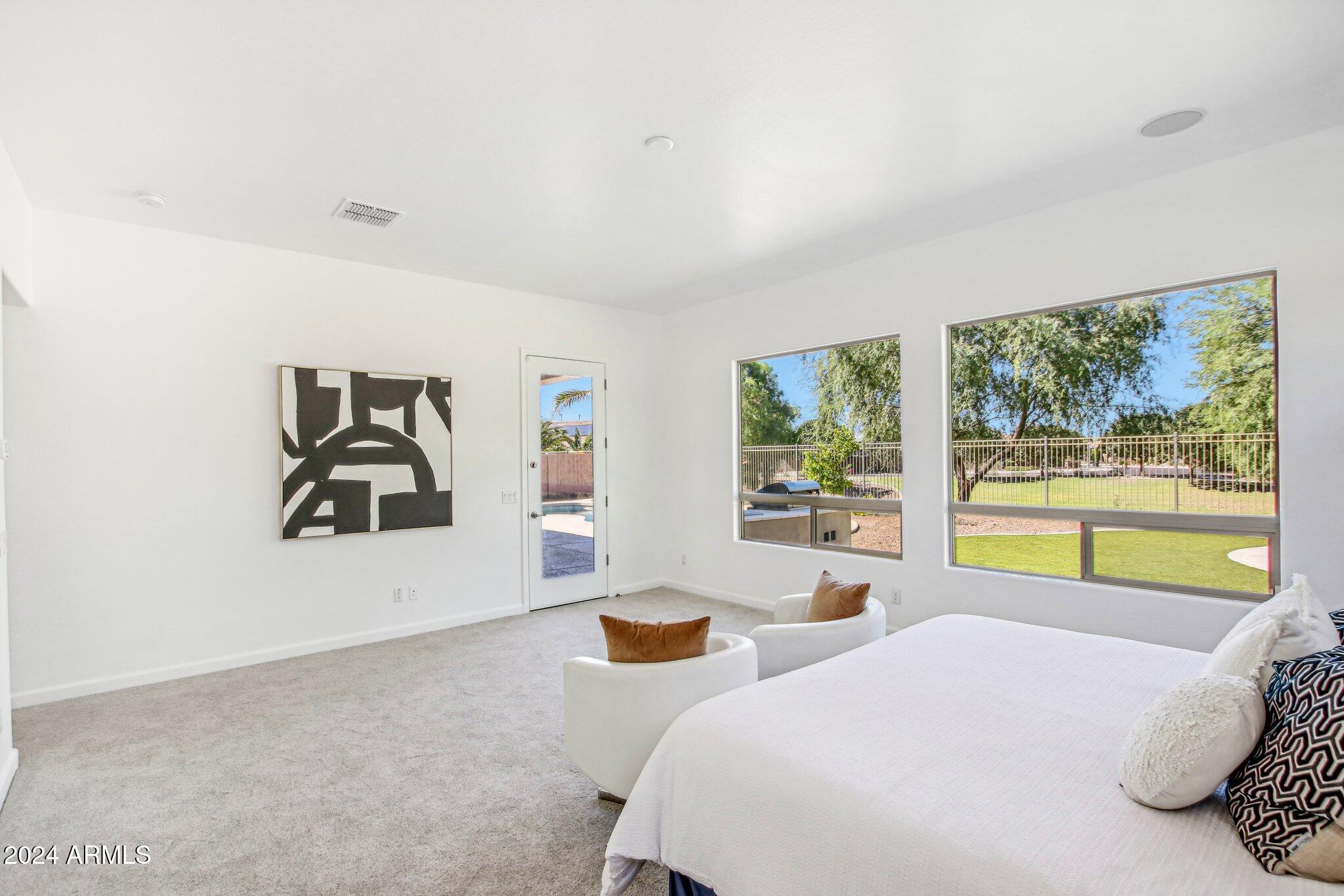 5100 S Leisure Court