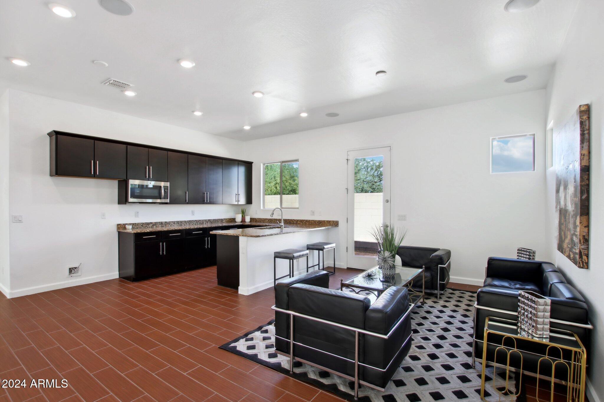 5100 S Leisure Court