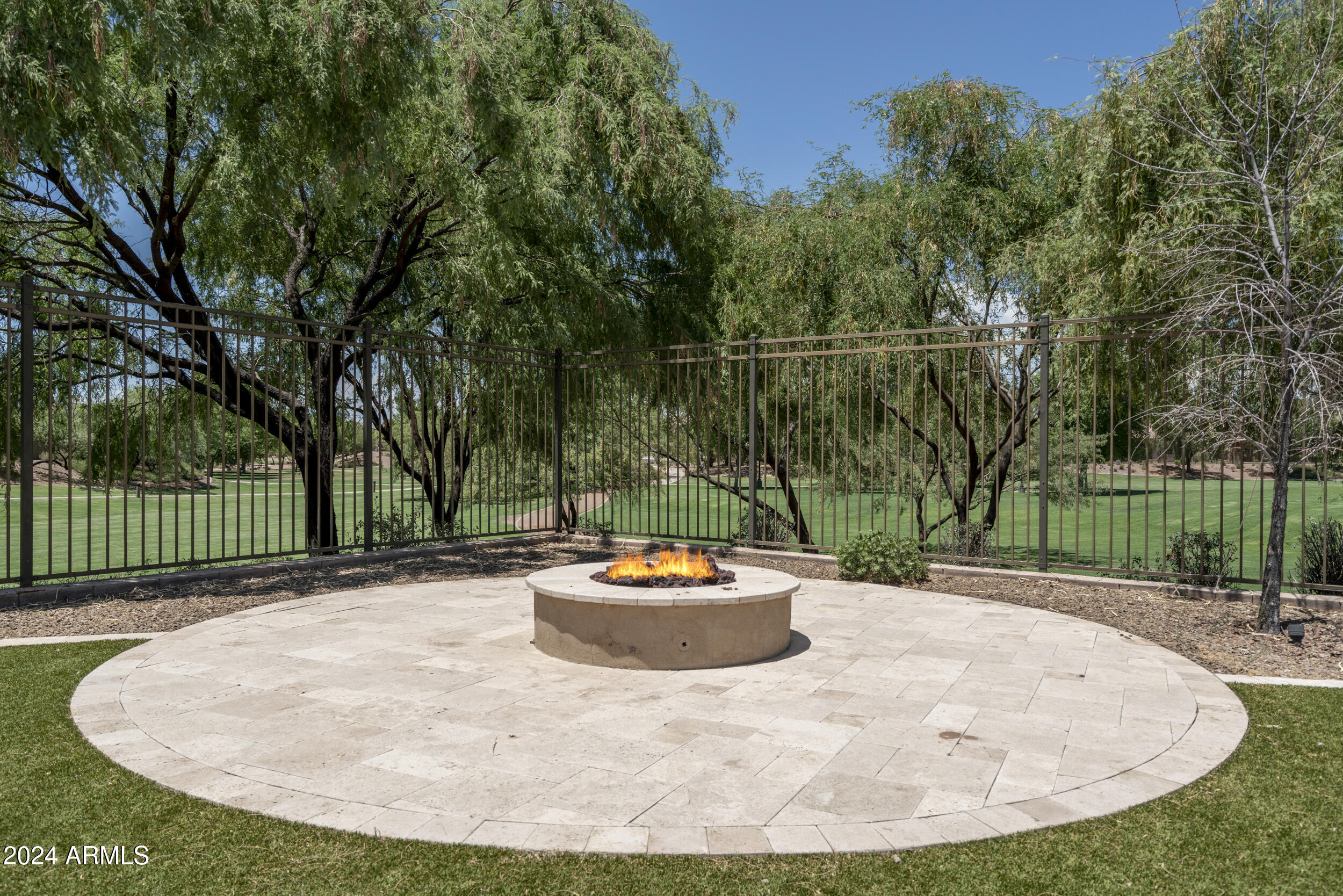 5100 S Leisure Court