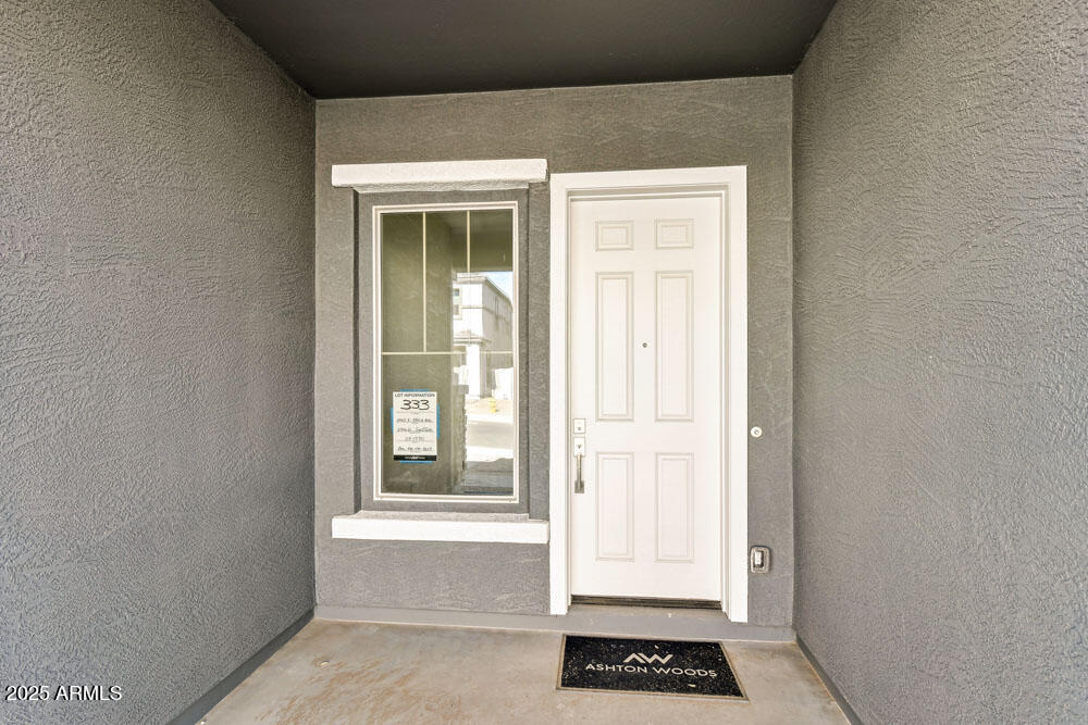 11465 E UTOPIA Avenue