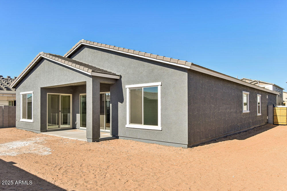 11465 E UTOPIA Avenue
