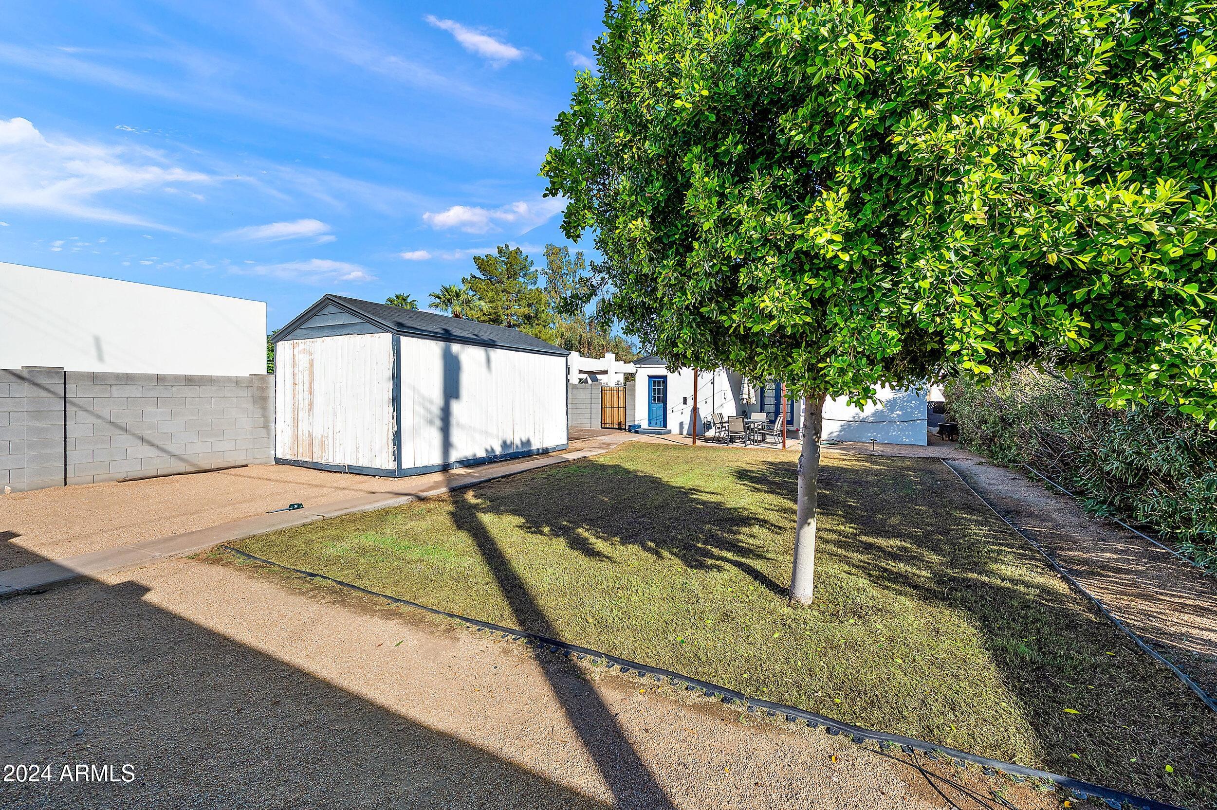 1505 W LYNWOOD Street