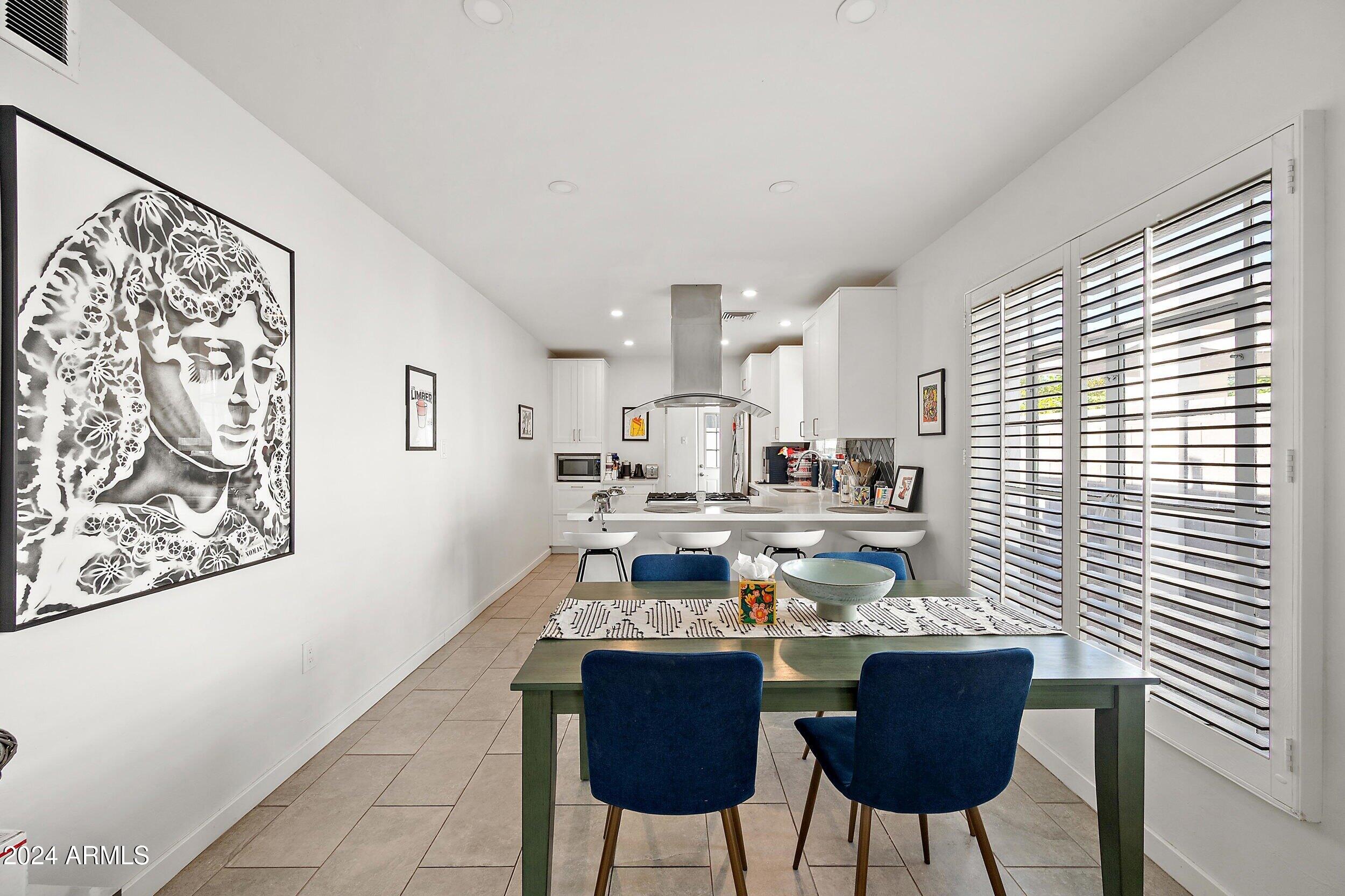 1505 W LYNWOOD Street