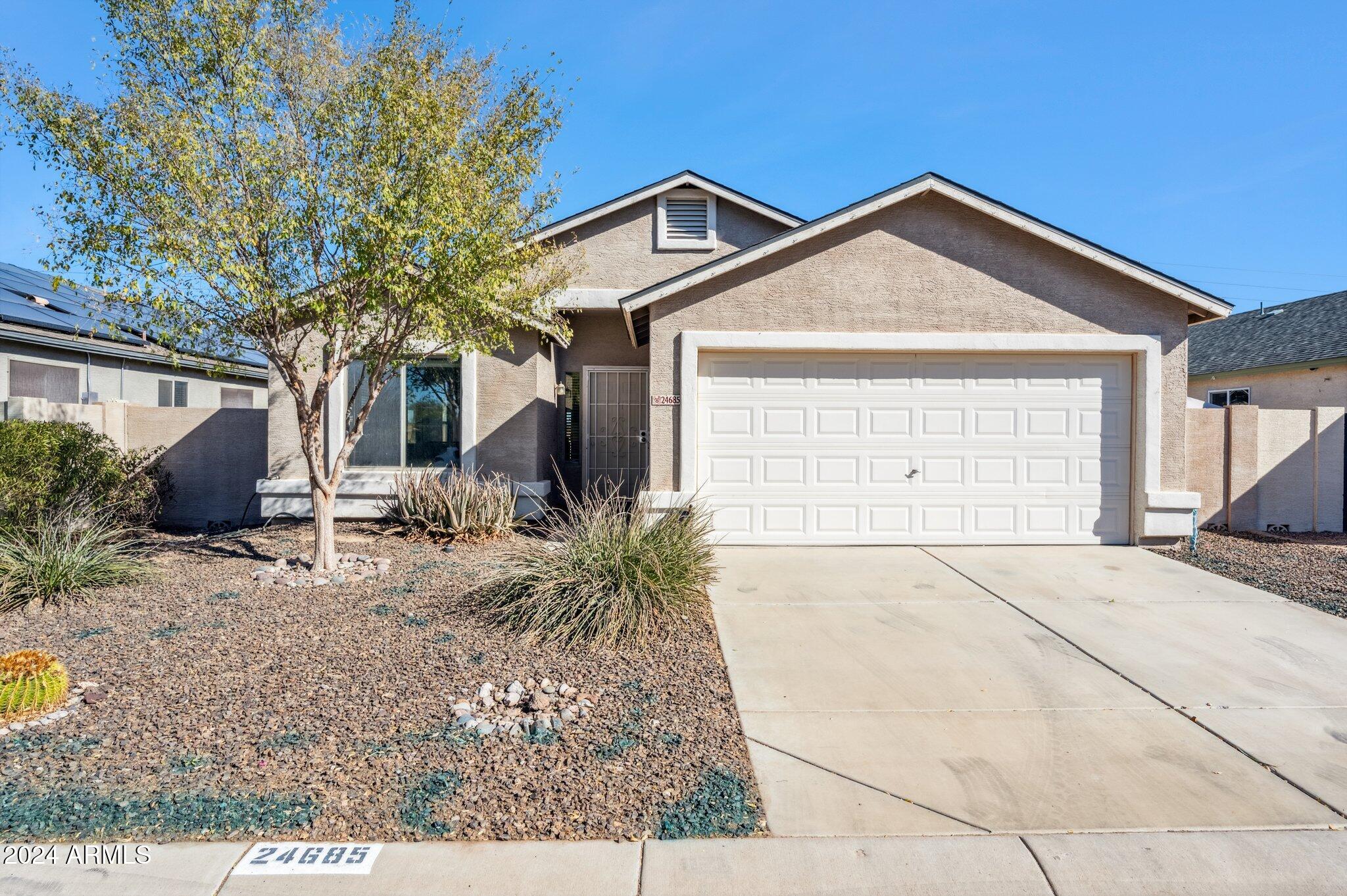 24685 N LOST DUTCHMAN Way