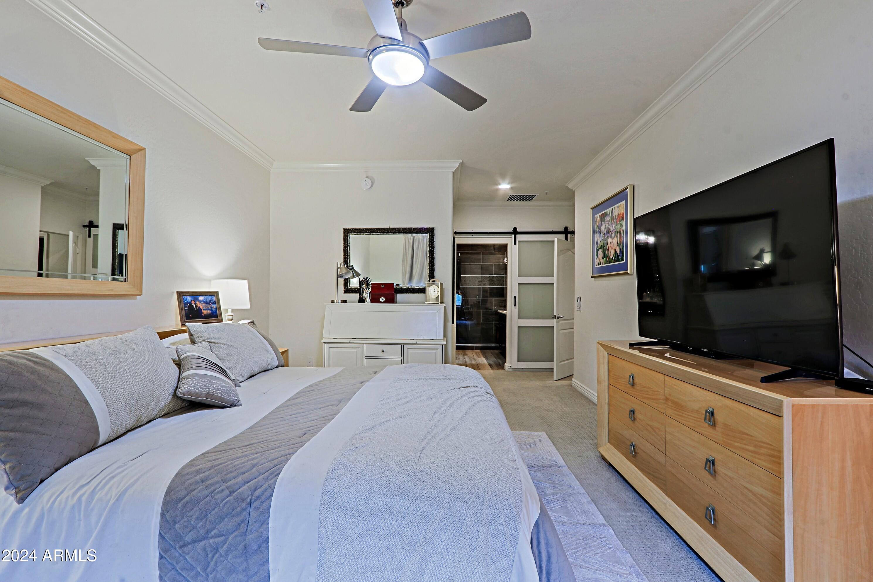 2425 W BRONCO BUTTE Trail # 2058