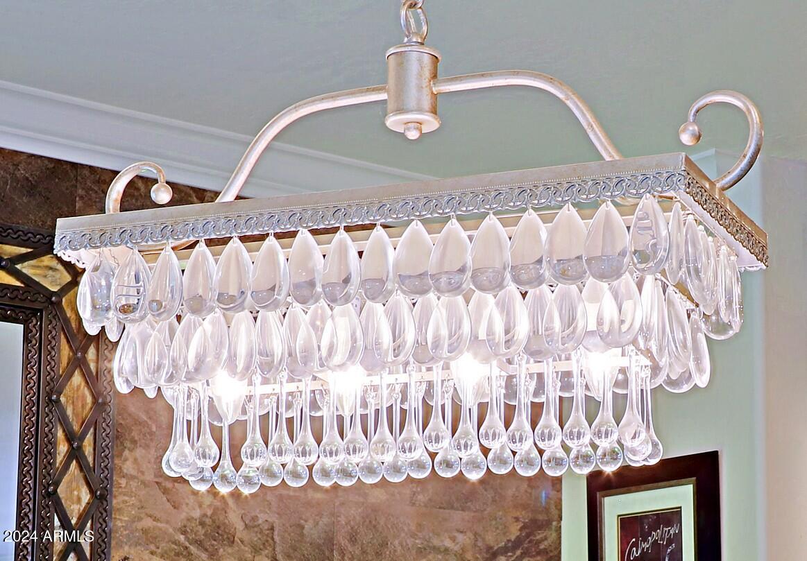 2425 W BRONCO BUTTE Trail # 2058