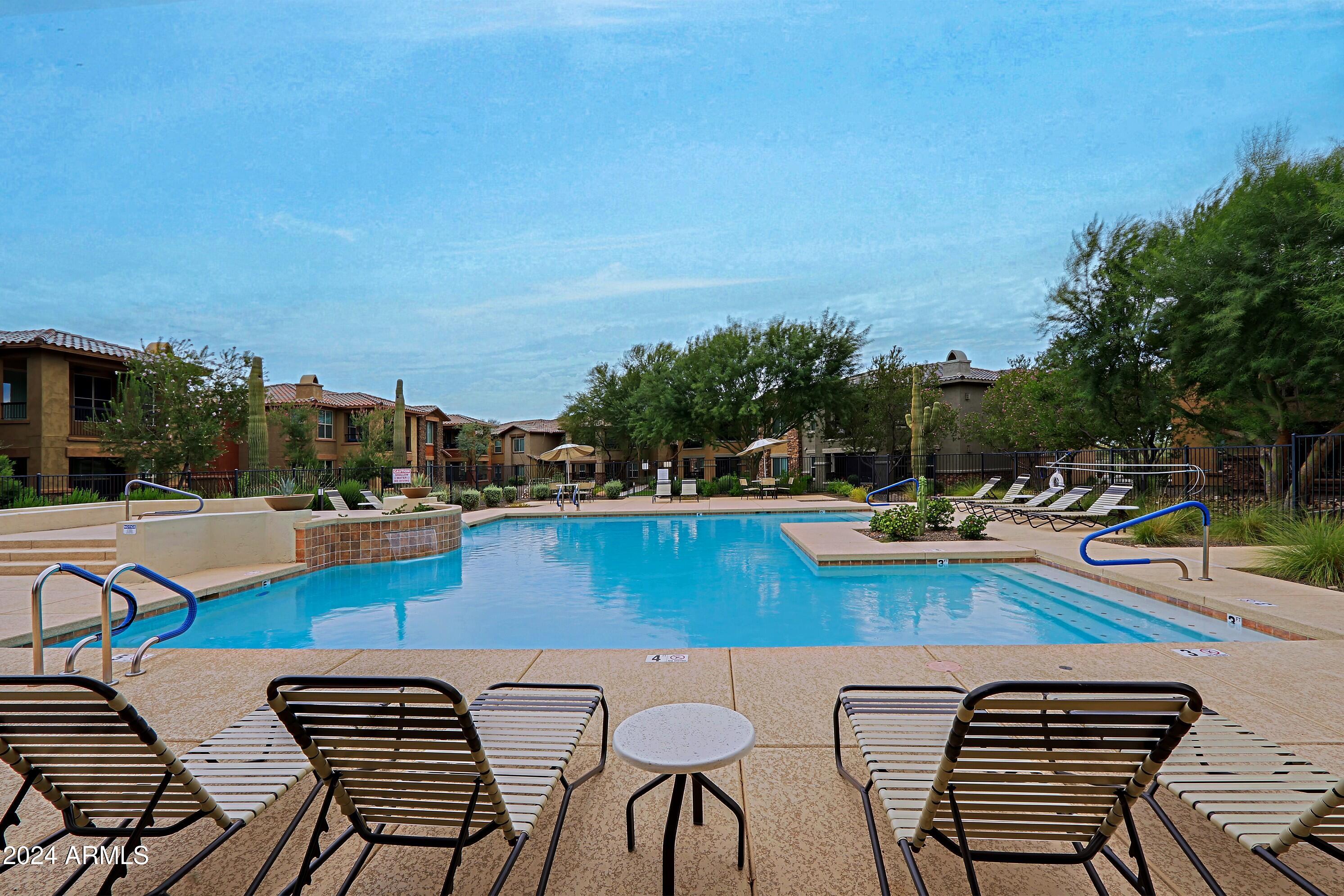 2425 W BRONCO BUTTE Trail # 2058