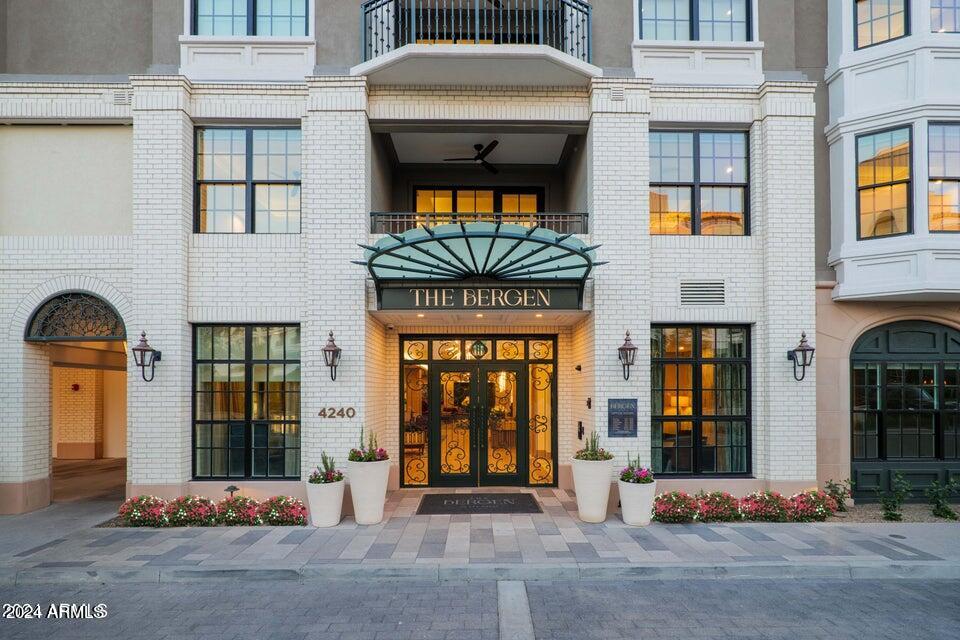 4240 E Camelback Road # 301