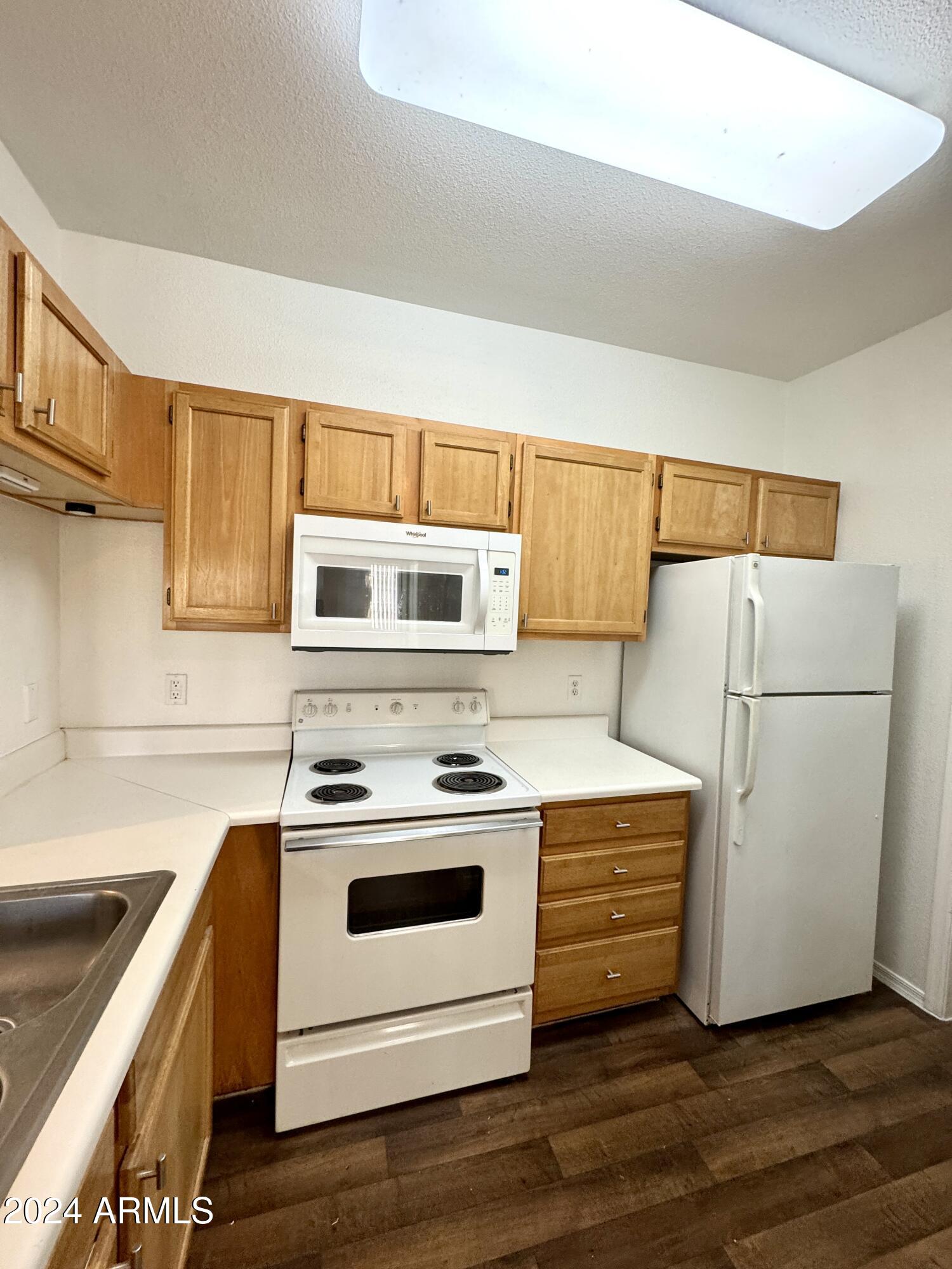 5401 E VAN BUREN Street # 2019
