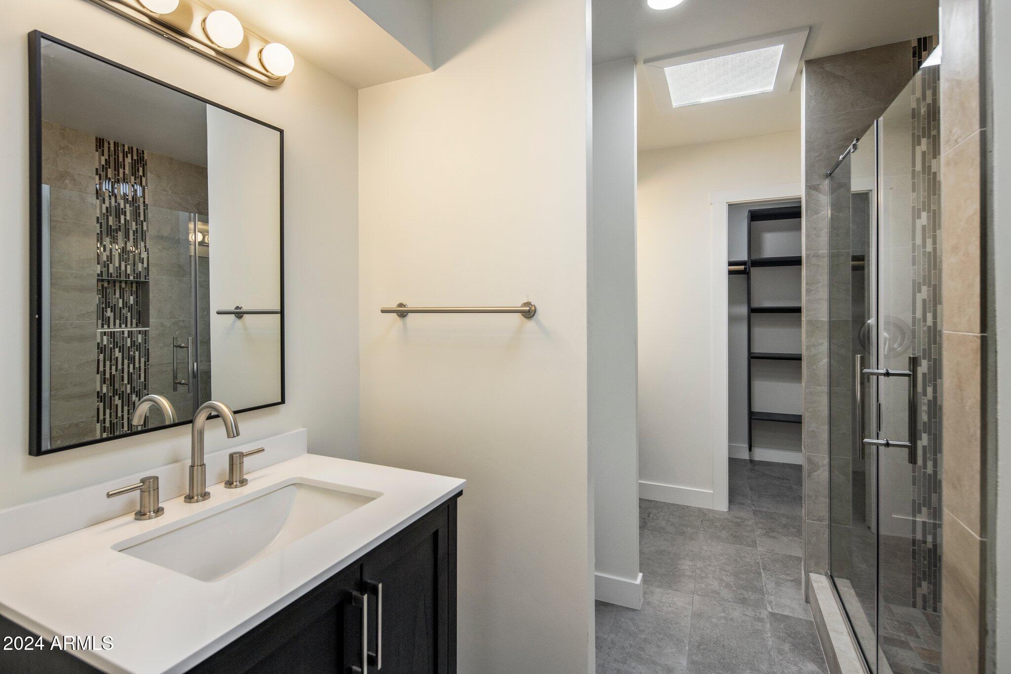 6145 E GOLD DUST Avenue