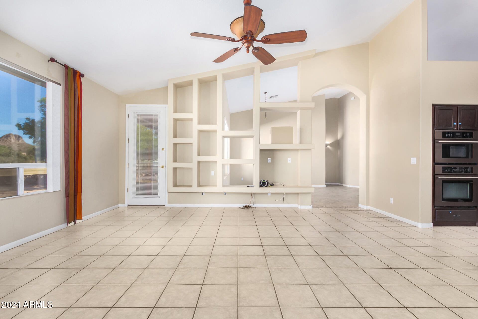 8310 E GREENVIEW Drive