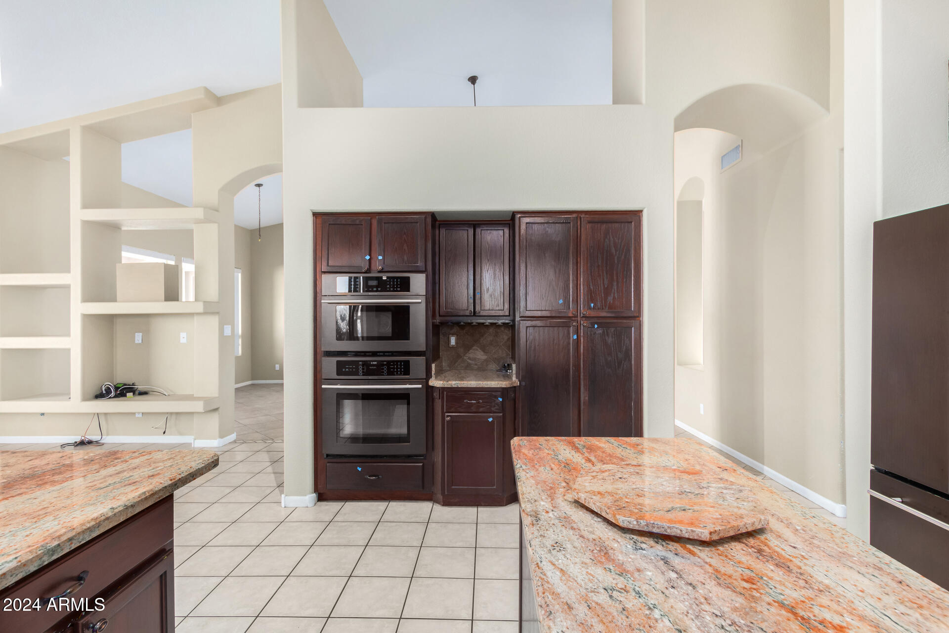 8310 E GREENVIEW Drive