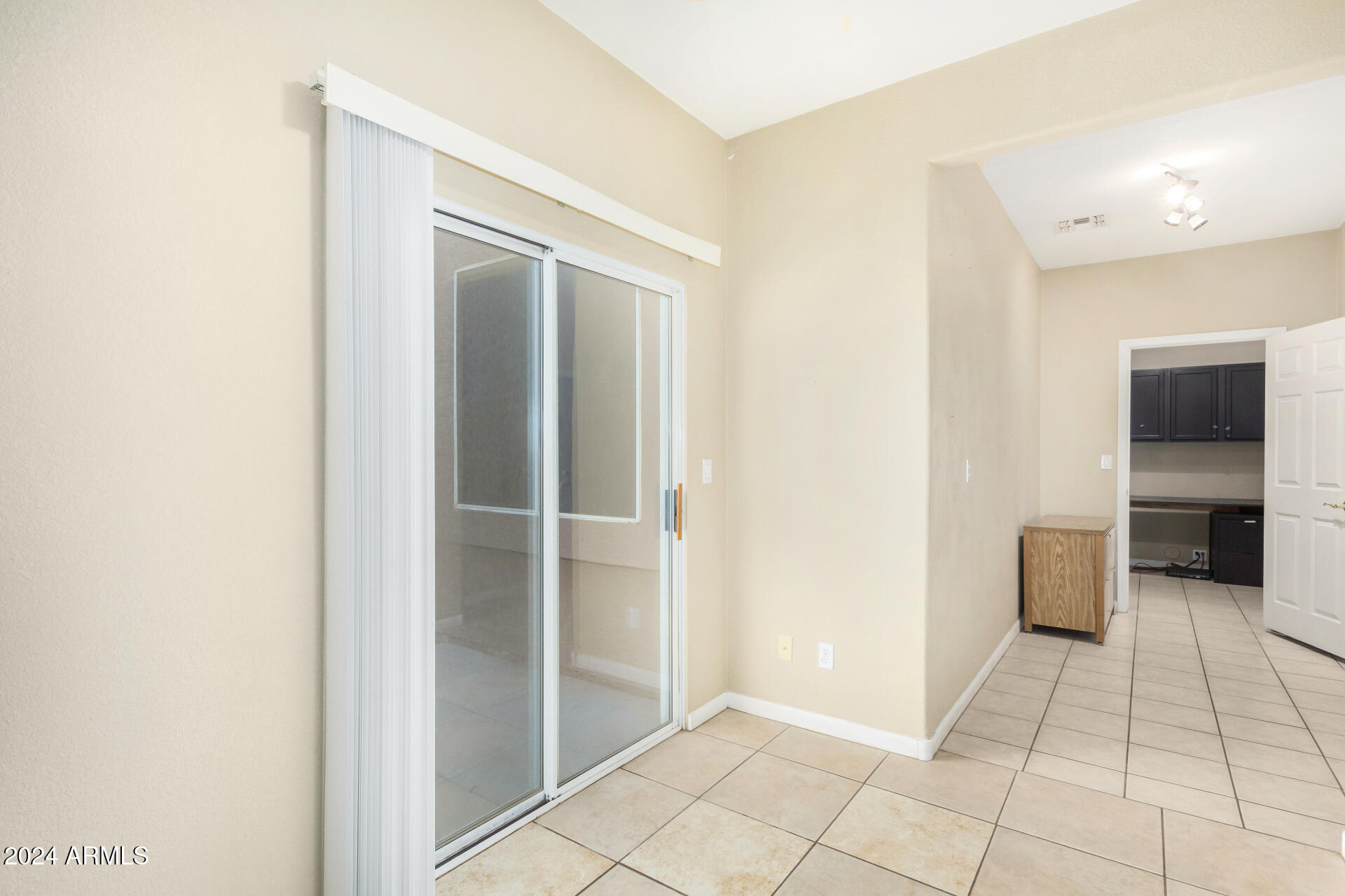 8310 E GREENVIEW Drive