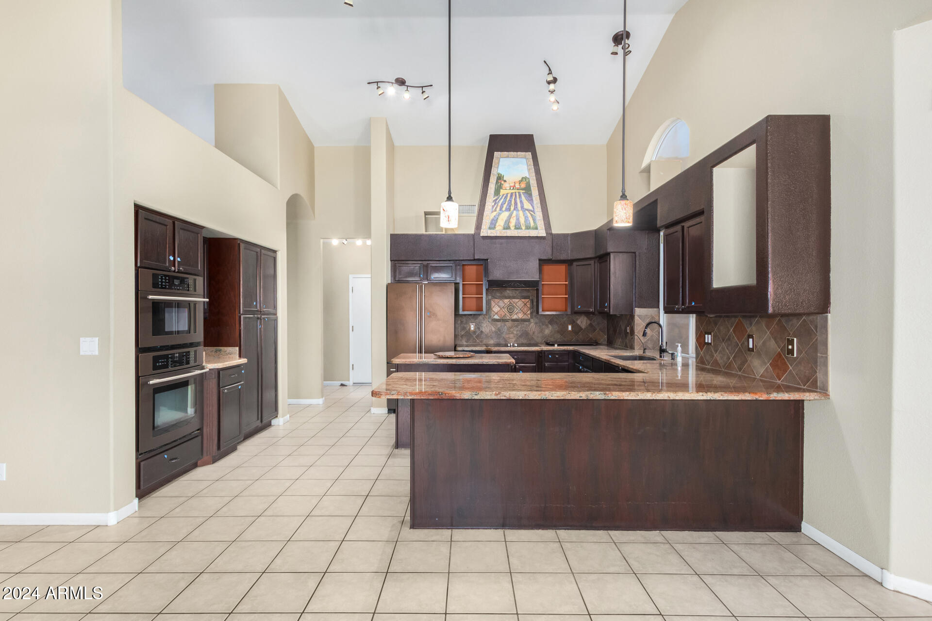 8310 E GREENVIEW Drive