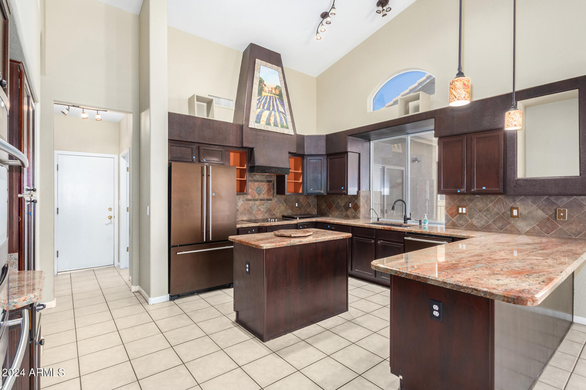 8310 E GREENVIEW Drive