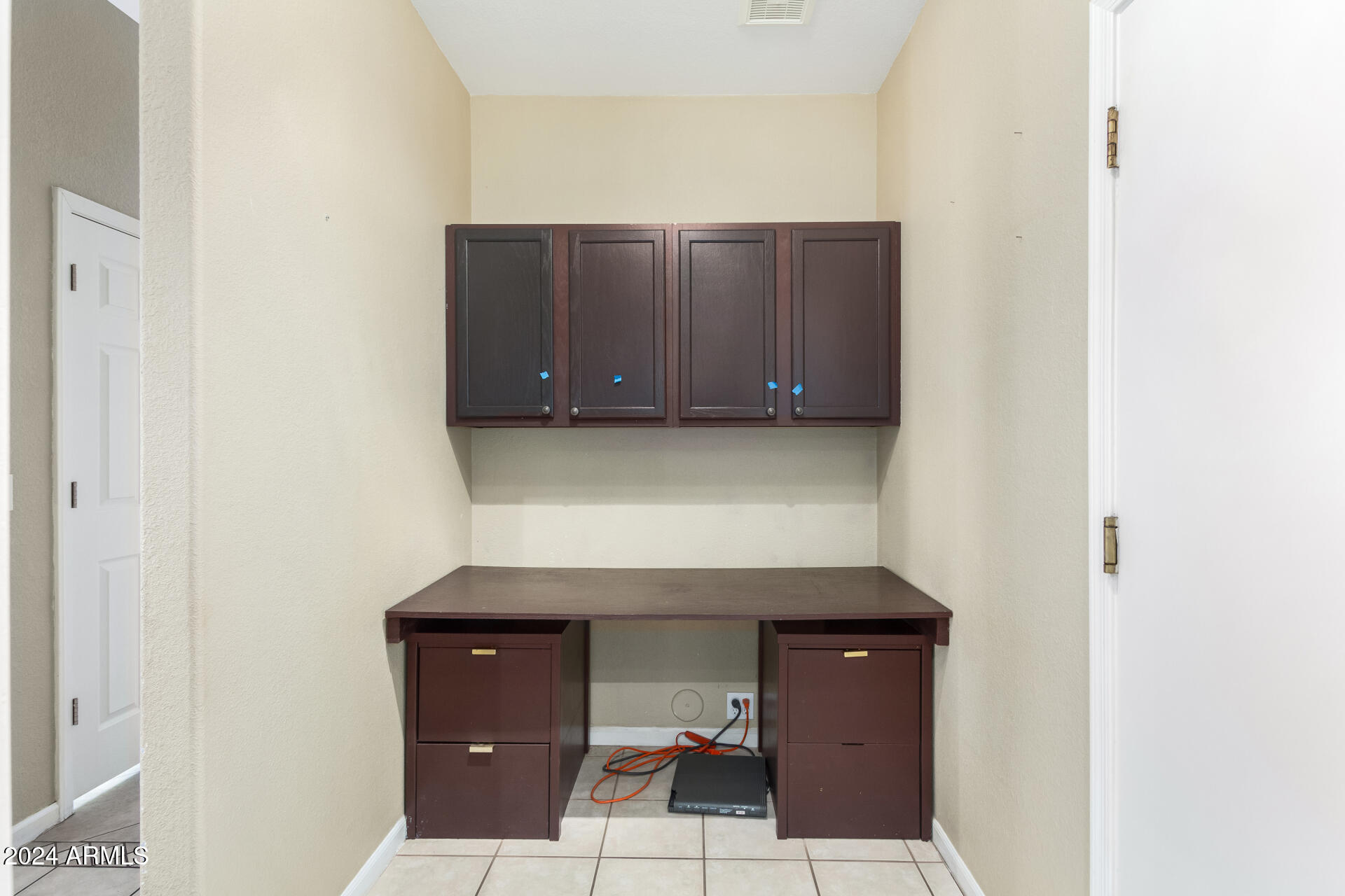 8310 E GREENVIEW Drive