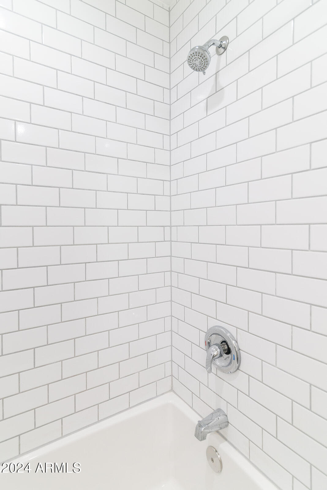 2826 E Sylvia Street