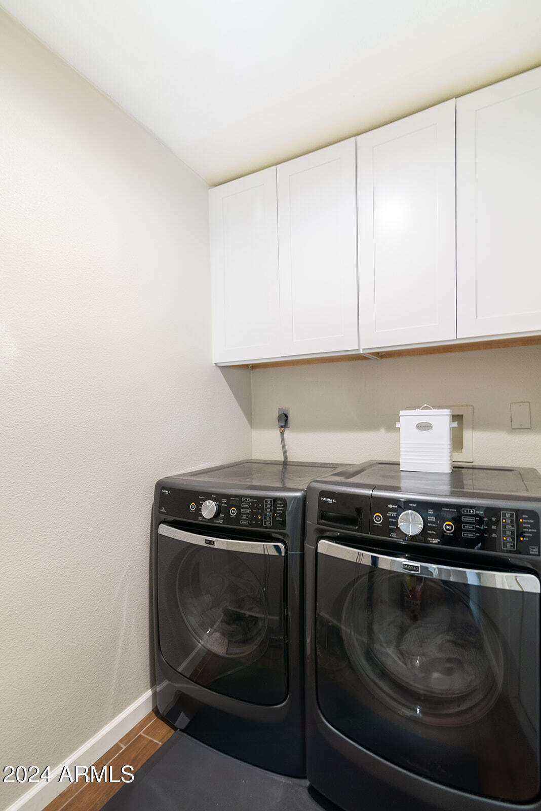 2826 E Sylvia Street