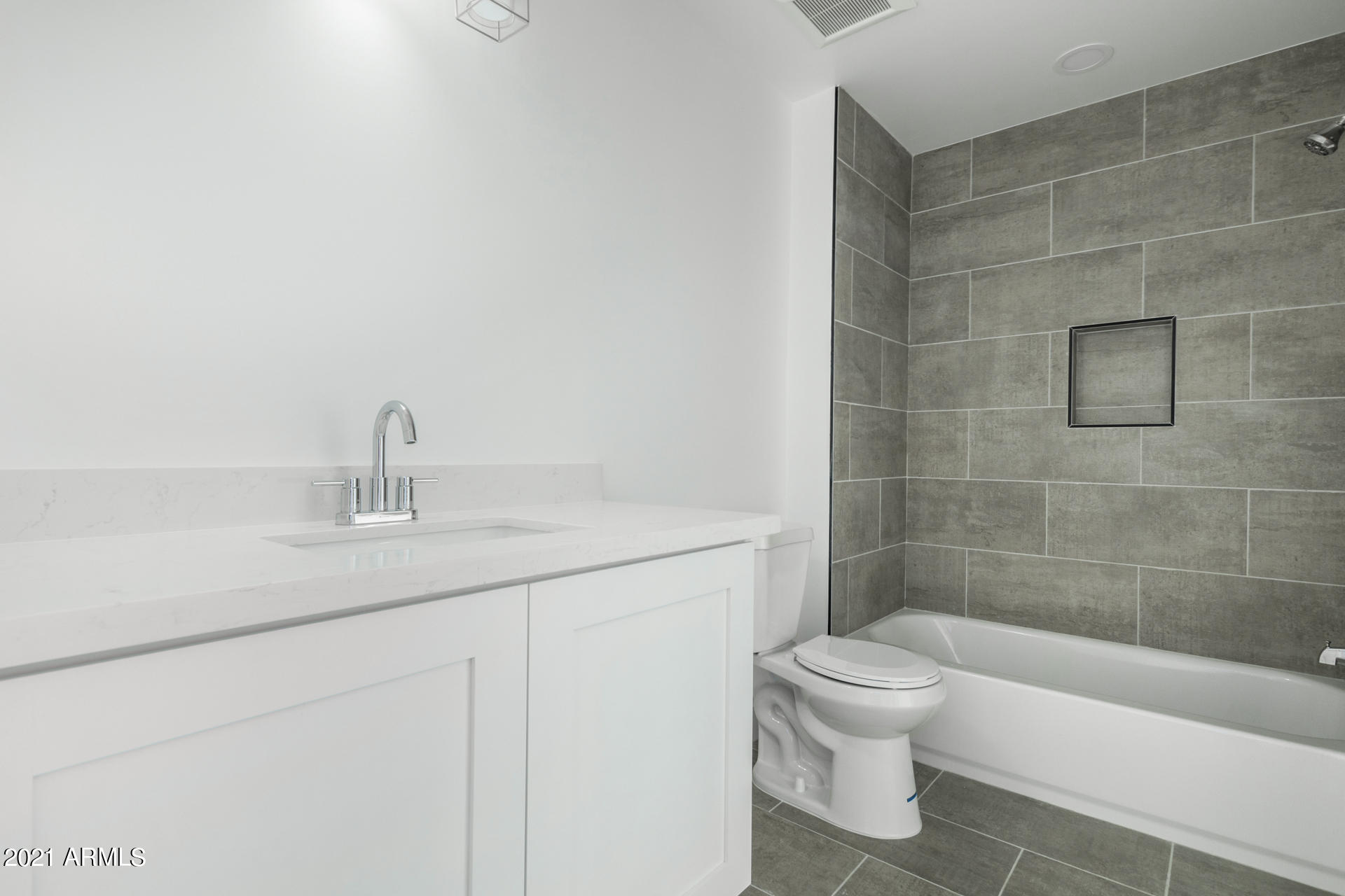 1024 S 4TH Avenue # 2