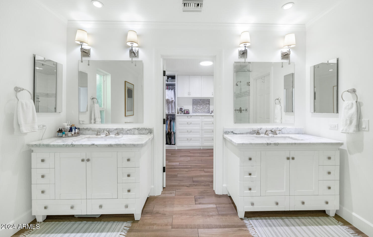 6214 E CALLE ROSA --