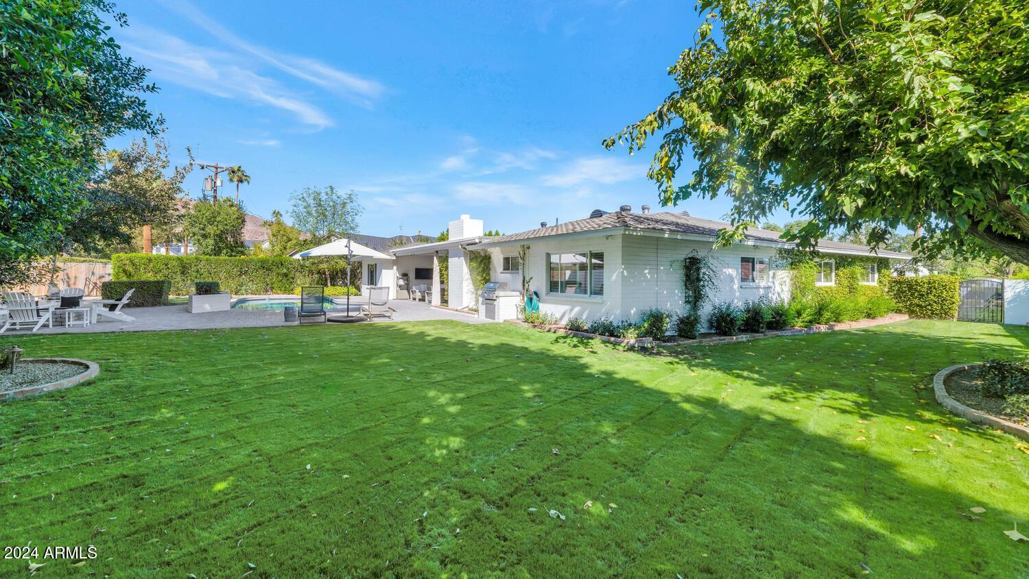 6214 E CALLE ROSA --