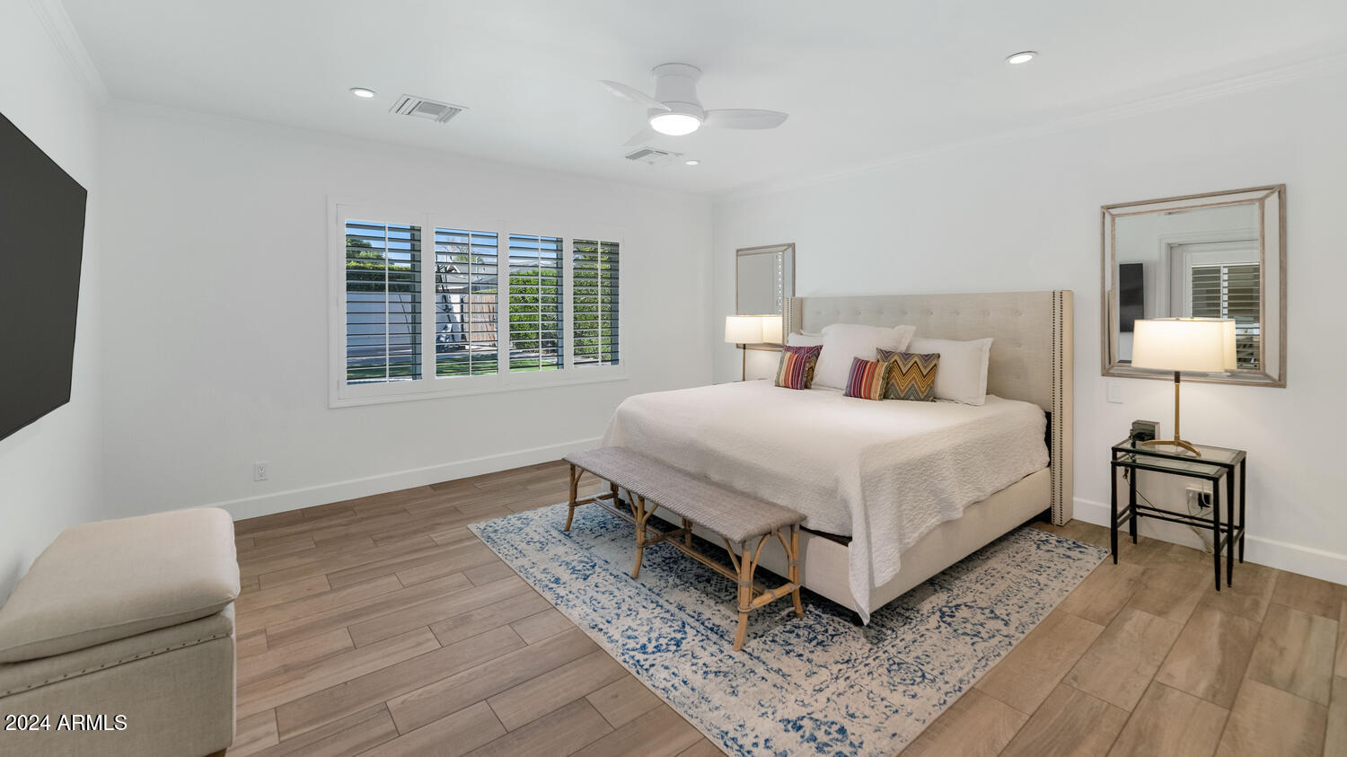 6214 E CALLE ROSA --
