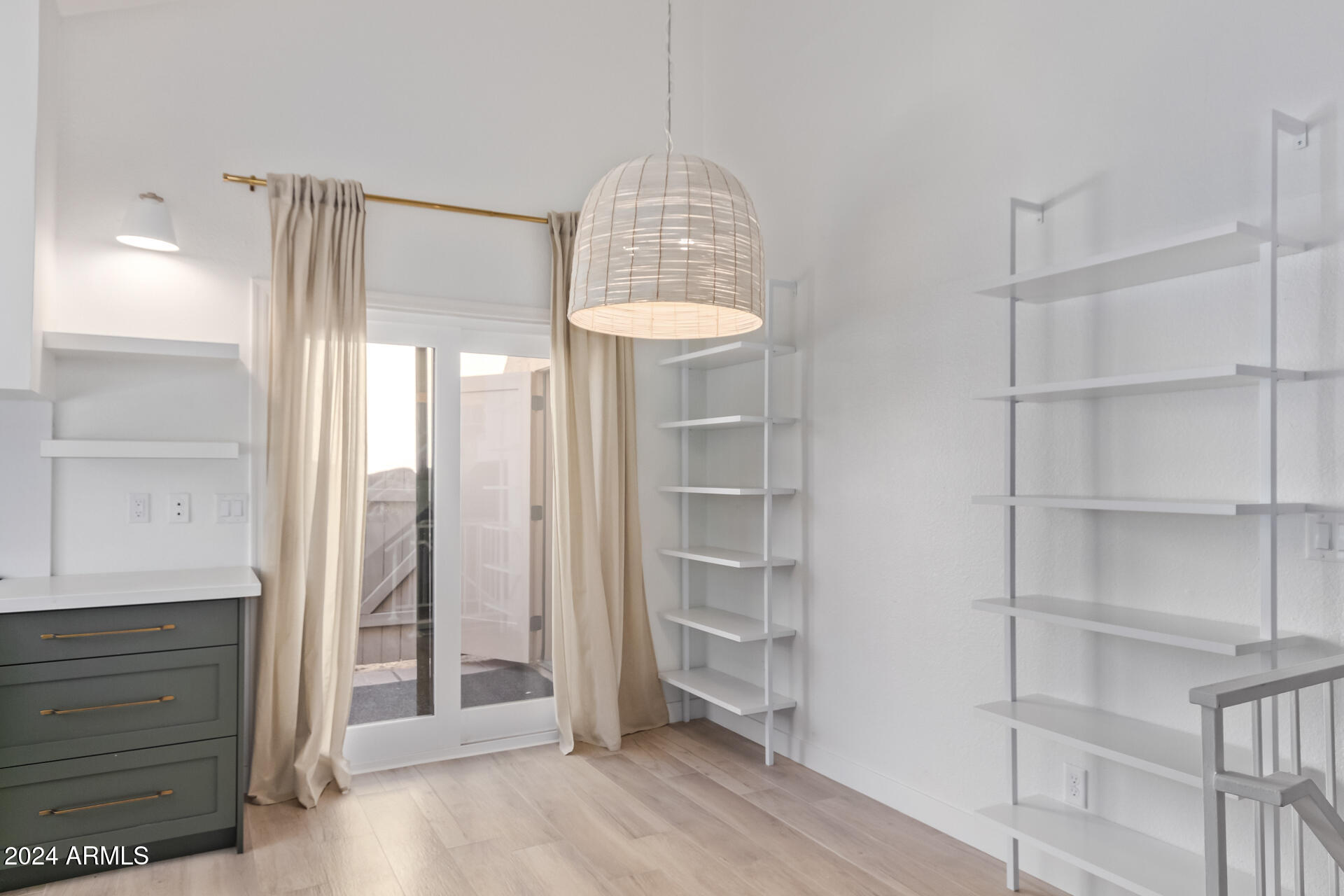 5704 E AIRE LIBRE Avenue # 1094