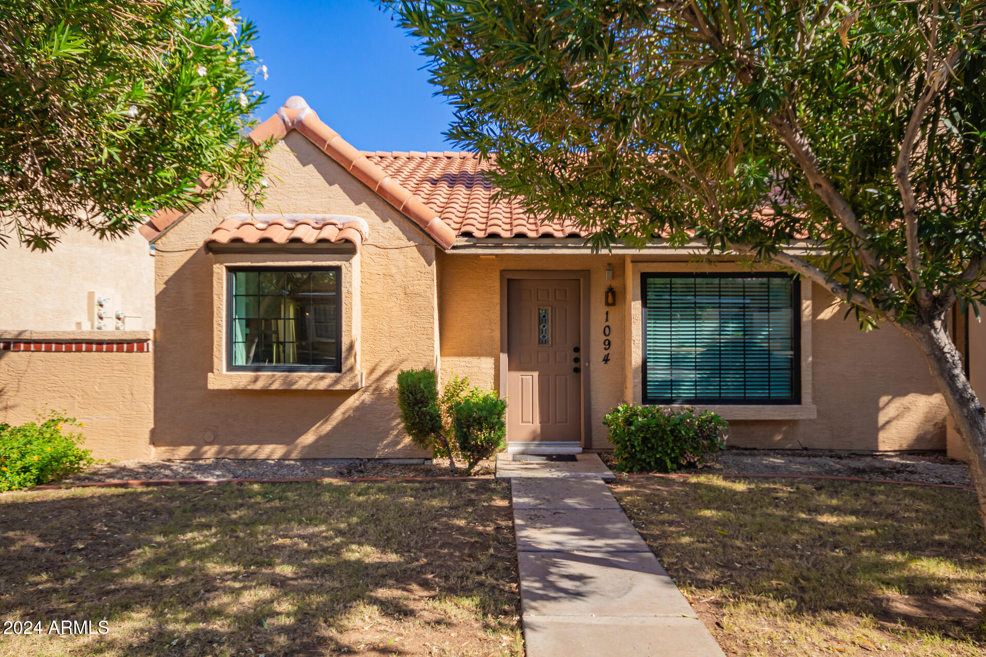 5704 E AIRE LIBRE Avenue # 1094