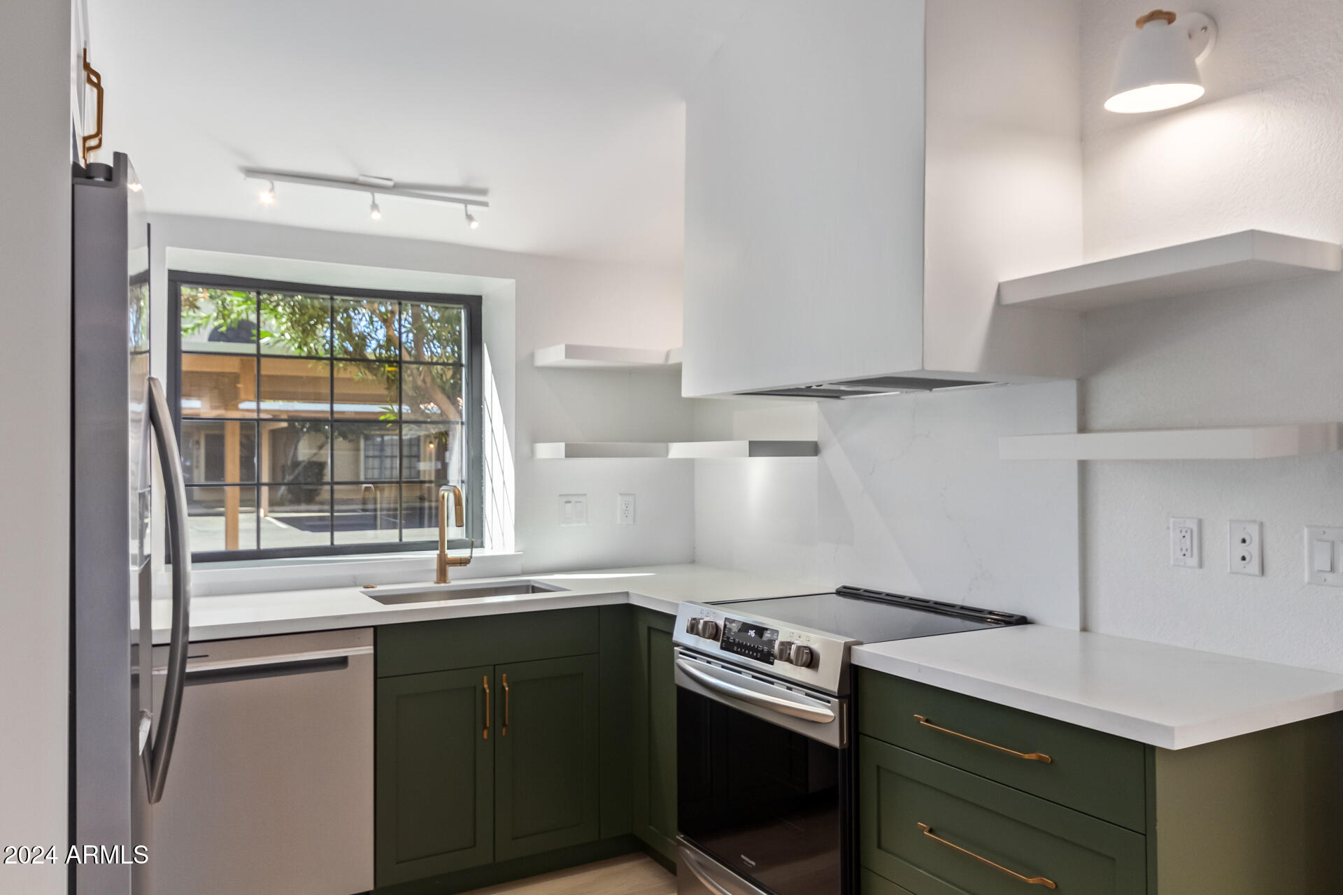 5704 E AIRE LIBRE Avenue # 1094