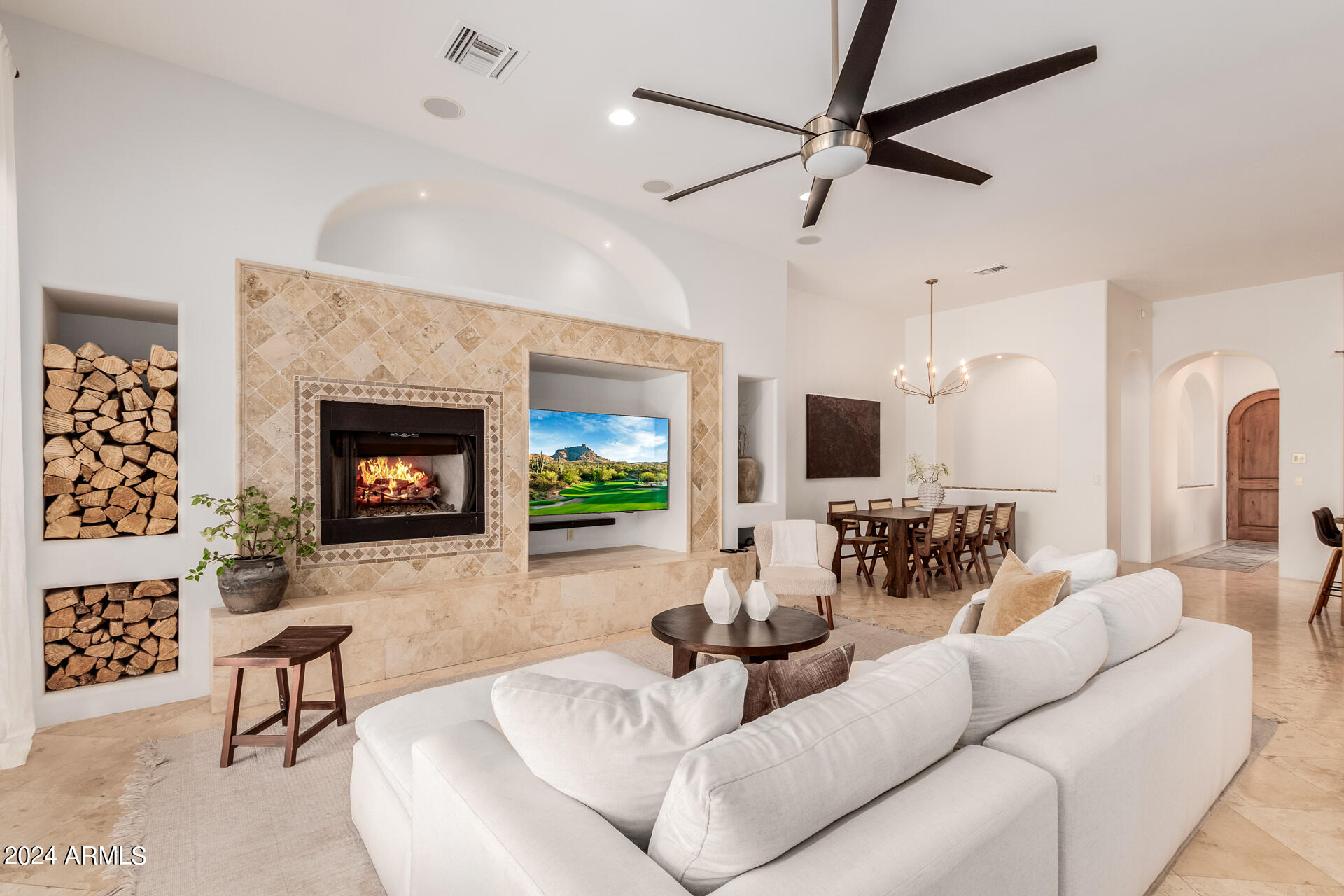 1953 E MONTEBELLO Avenue