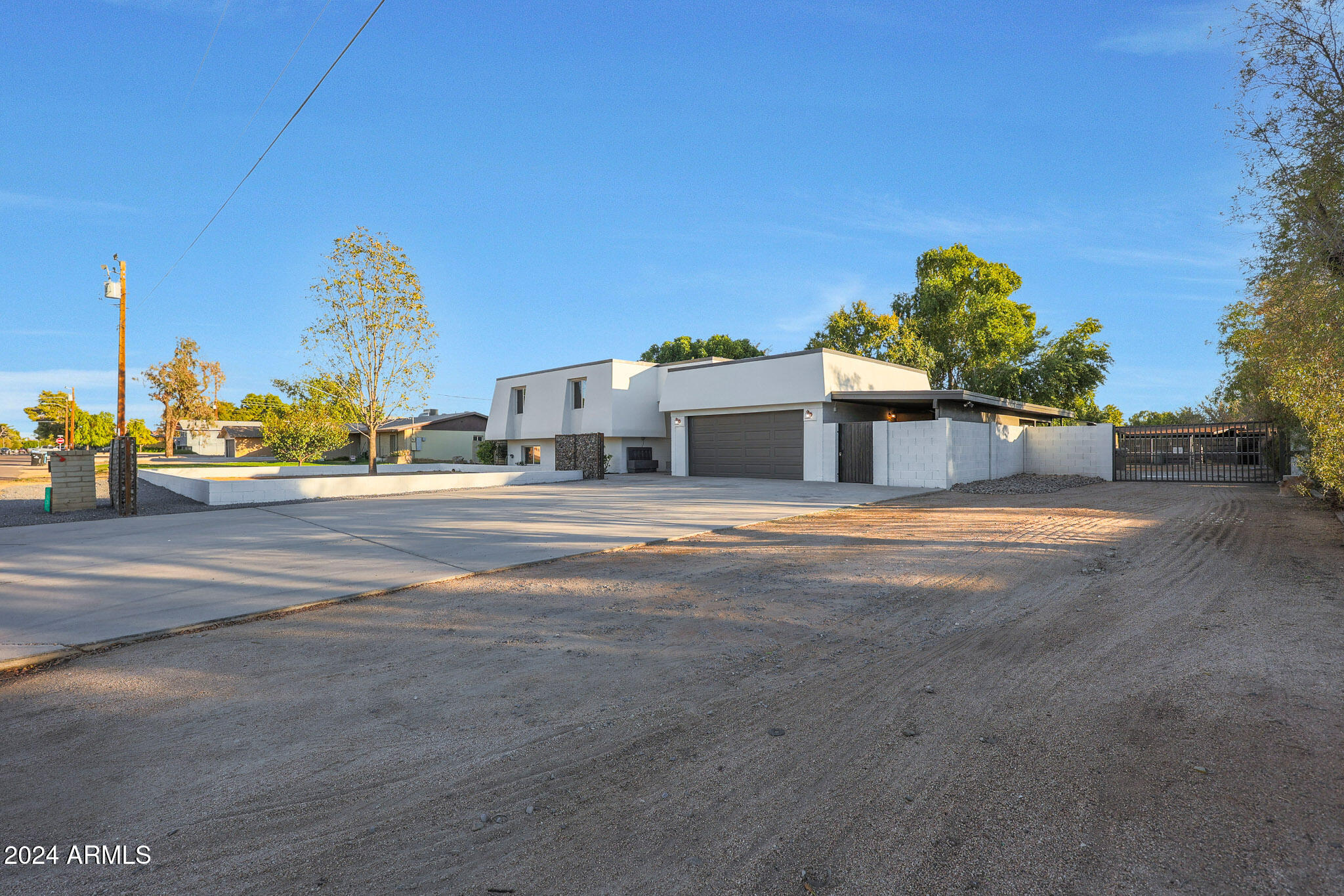 4331 W PORT AU PRINCE Lane