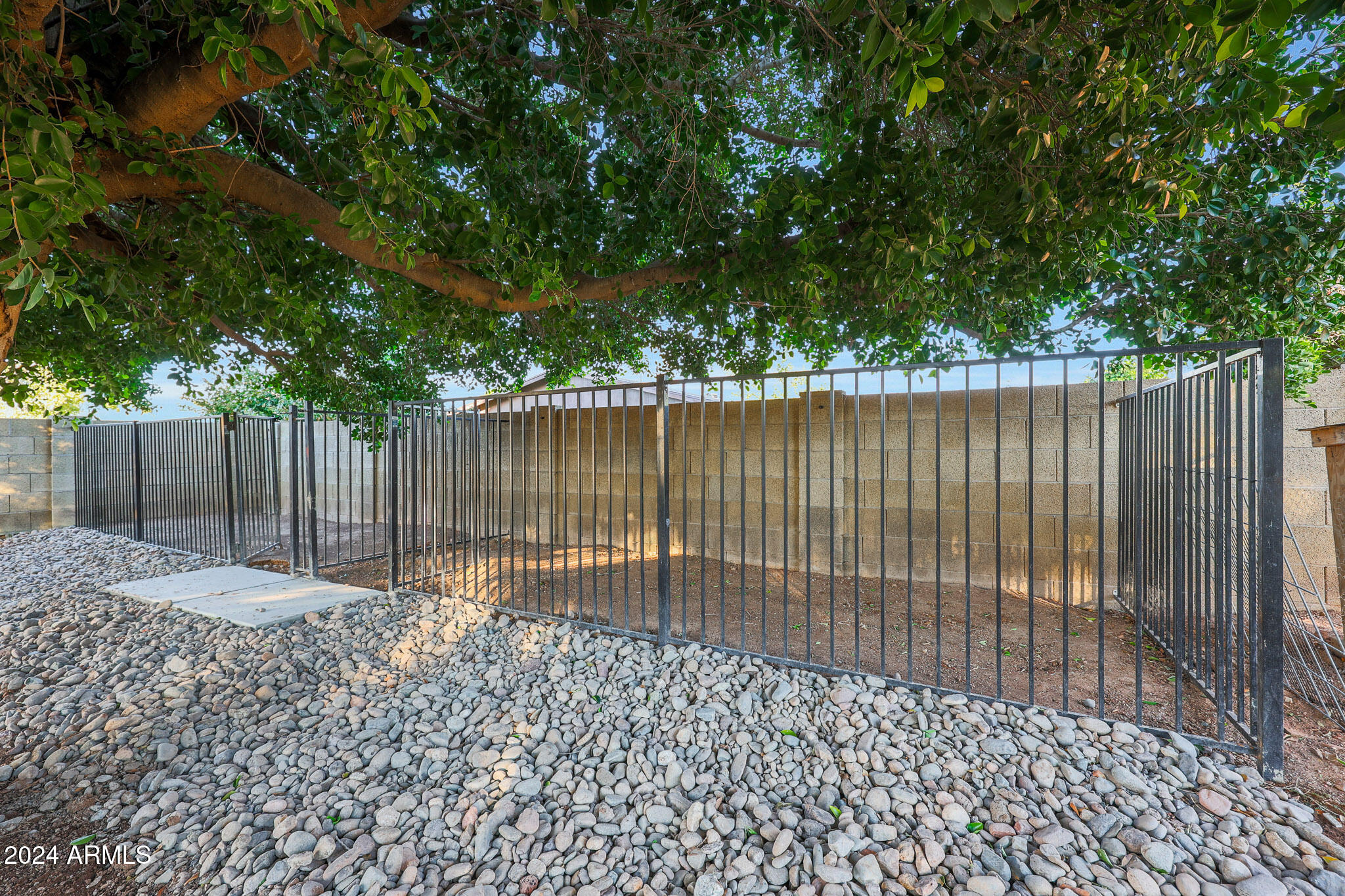 4331 W PORT AU PRINCE Lane