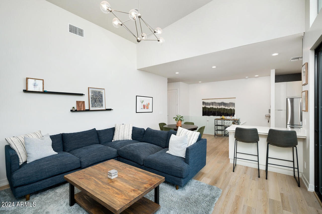 3106 N 70TH Street # 2010