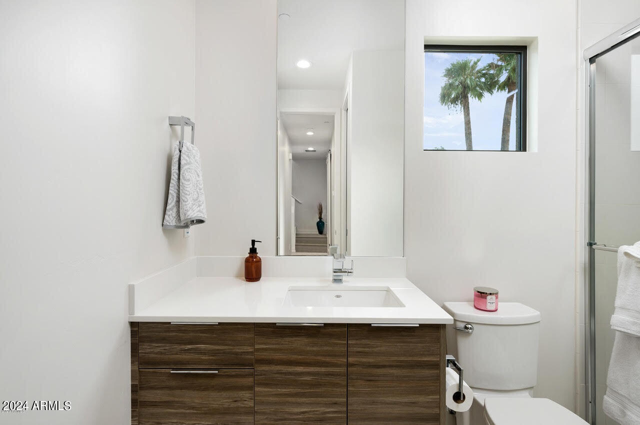 3106 N 70TH Street # 2010