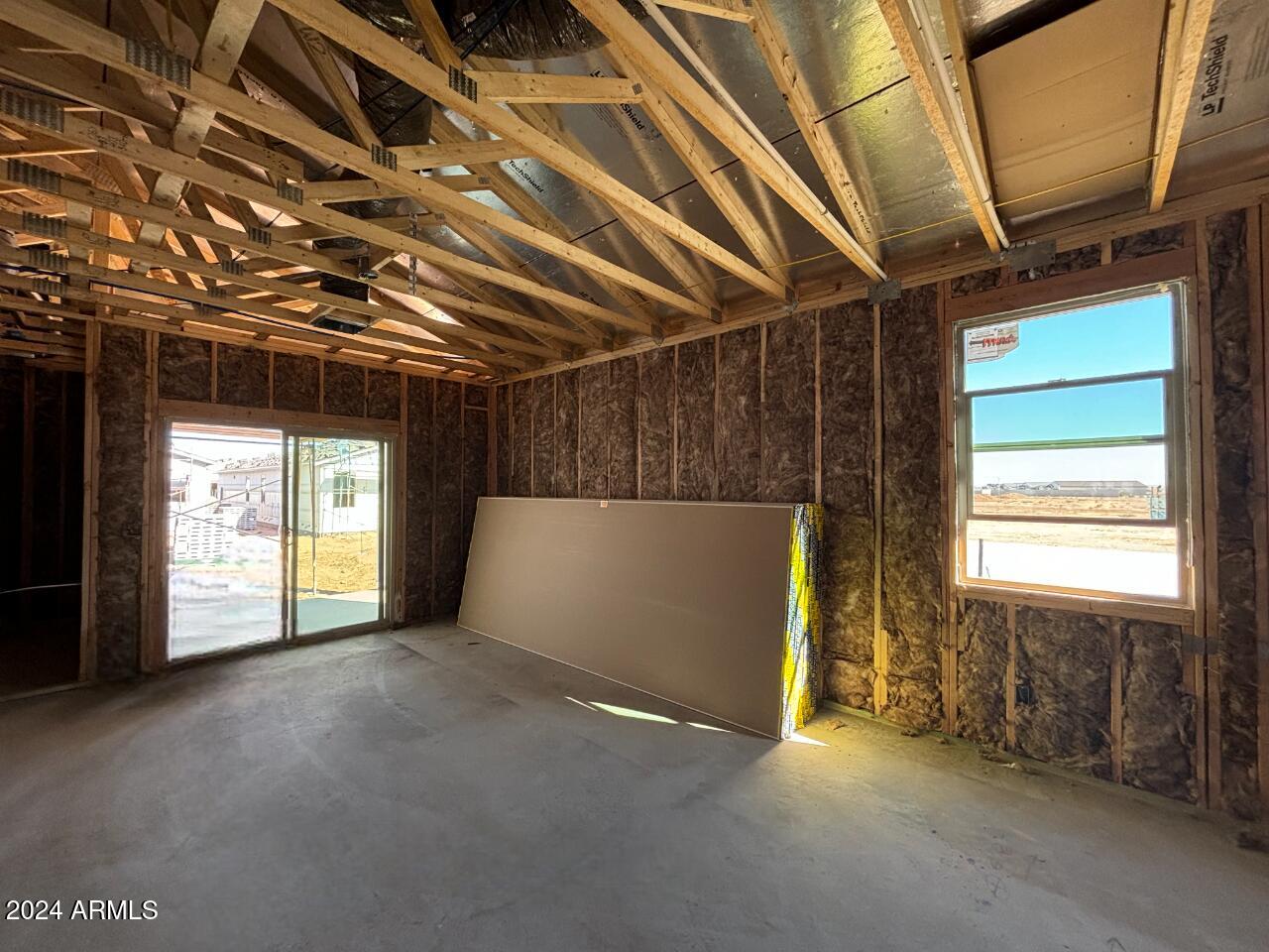 47776 W KENNER Drive