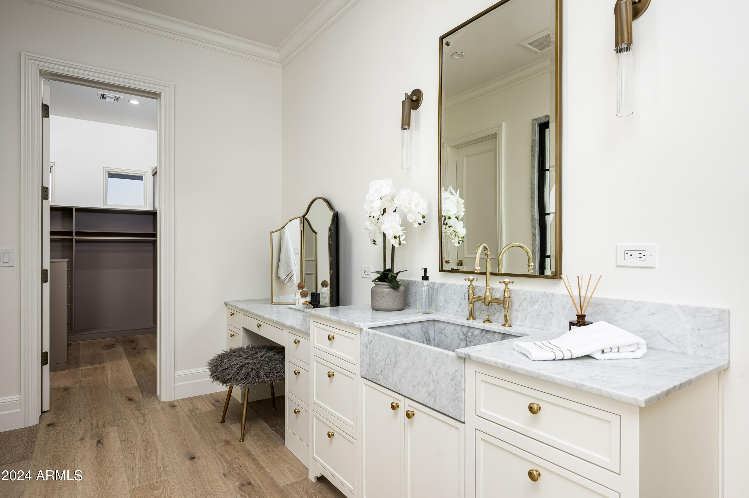 7000 E HORSESHOE Road