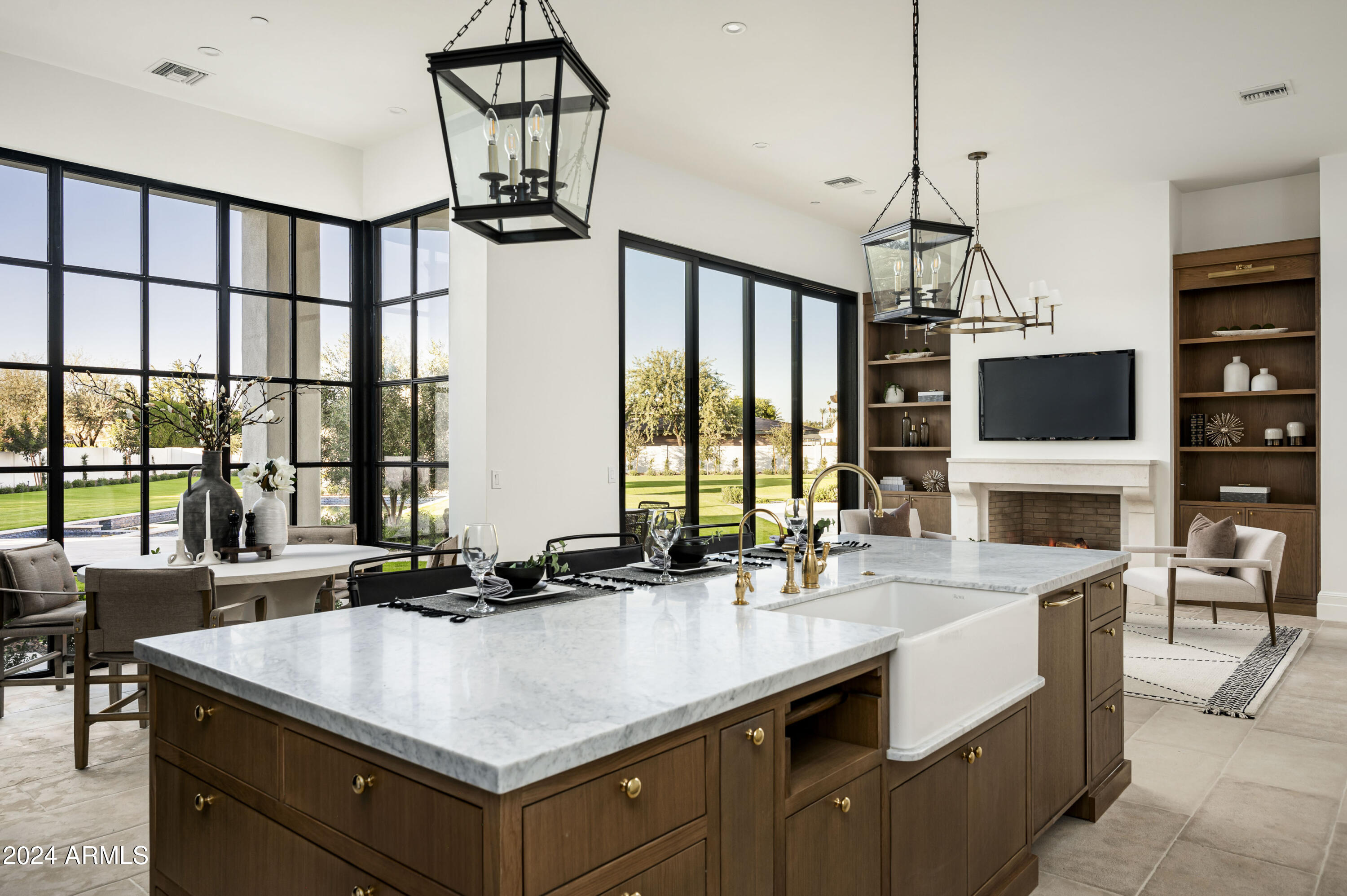 7000 E HORSESHOE Road