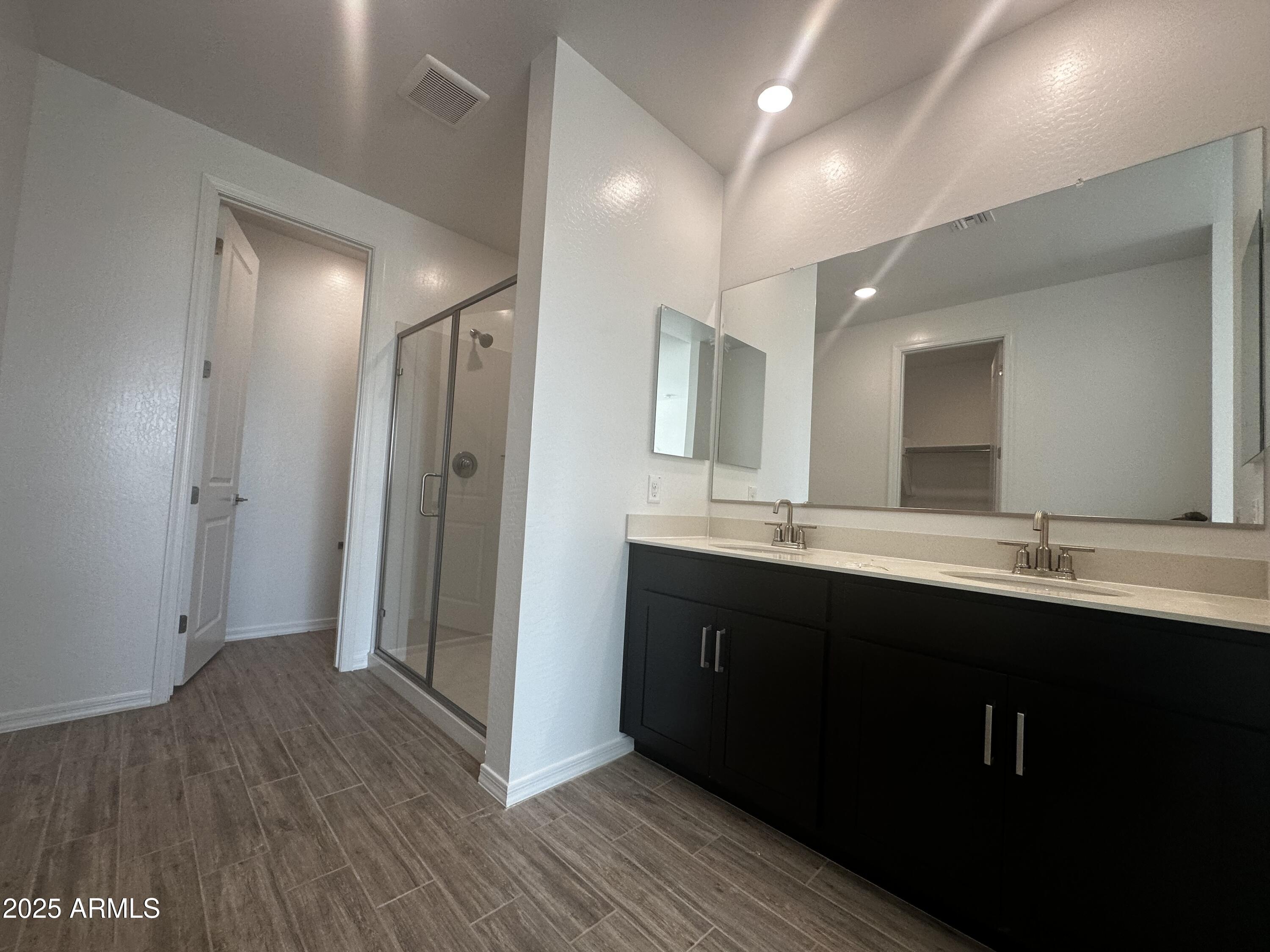 4301 E BRADFORD Avenue