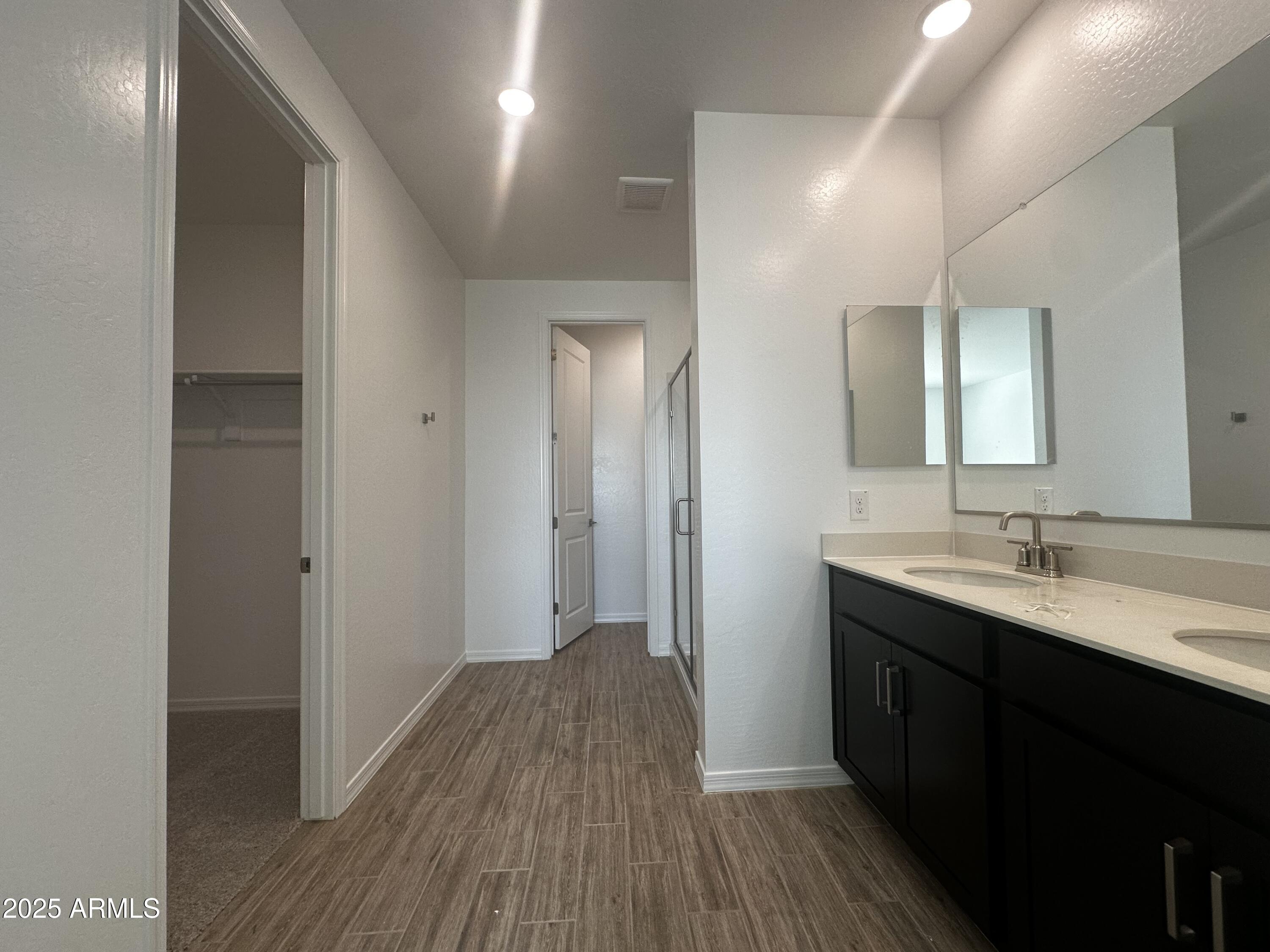 4301 E BRADFORD Avenue