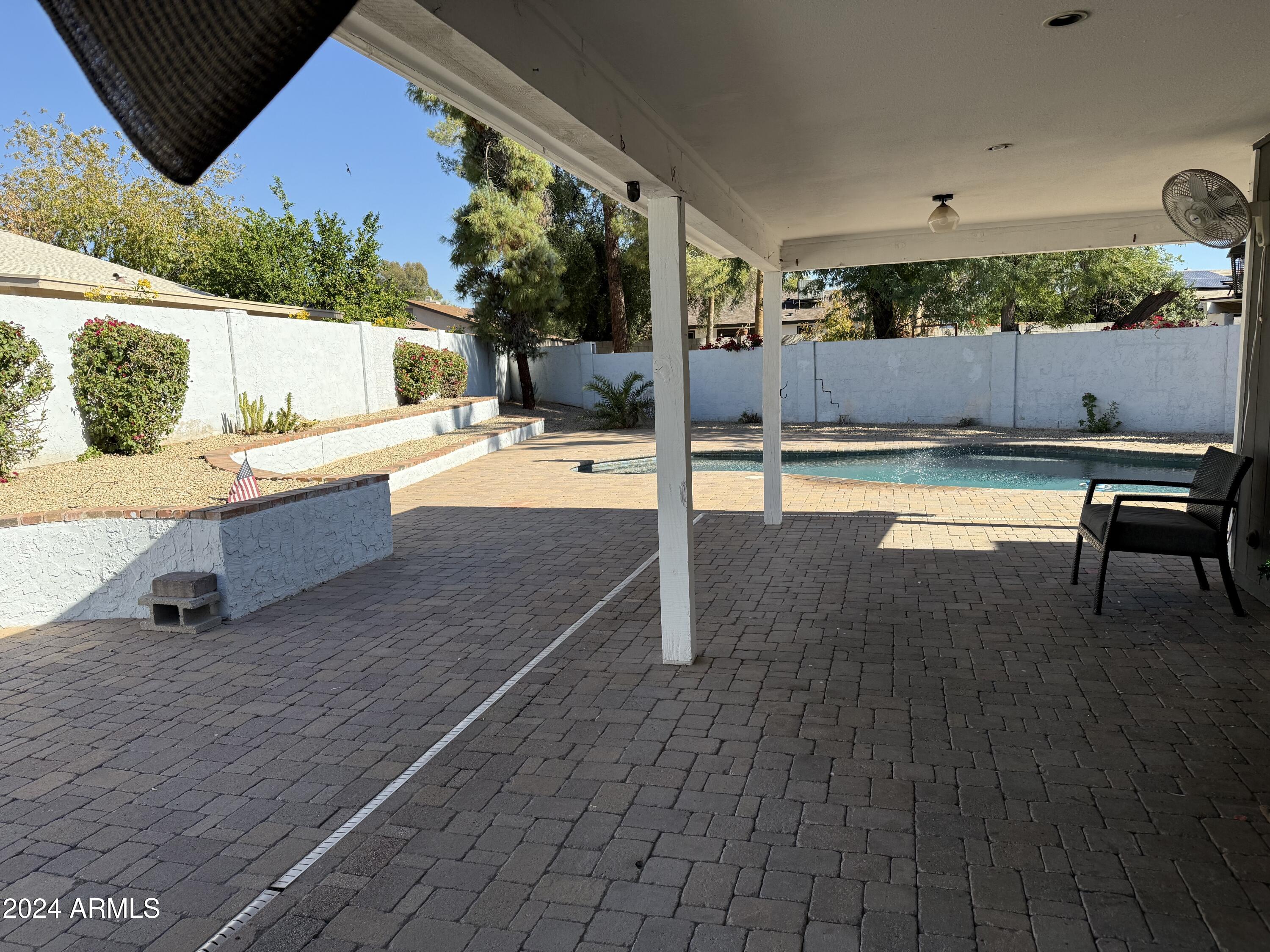 16442 N 68TH Place