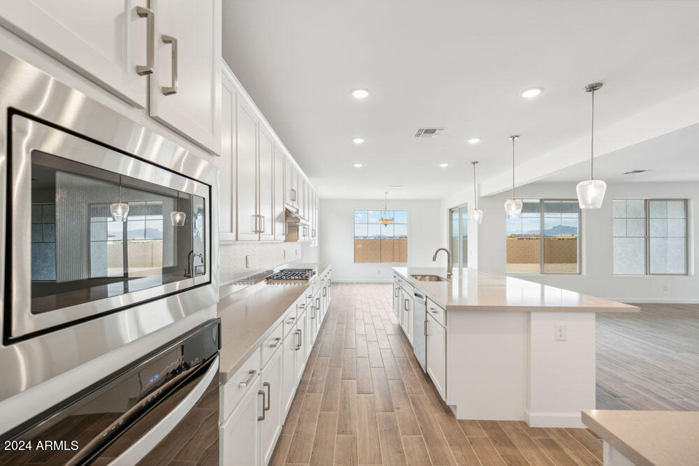 22876 E NIGHTINGALE Road