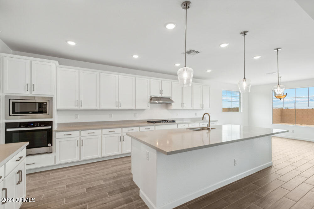 22876 E NIGHTINGALE Road