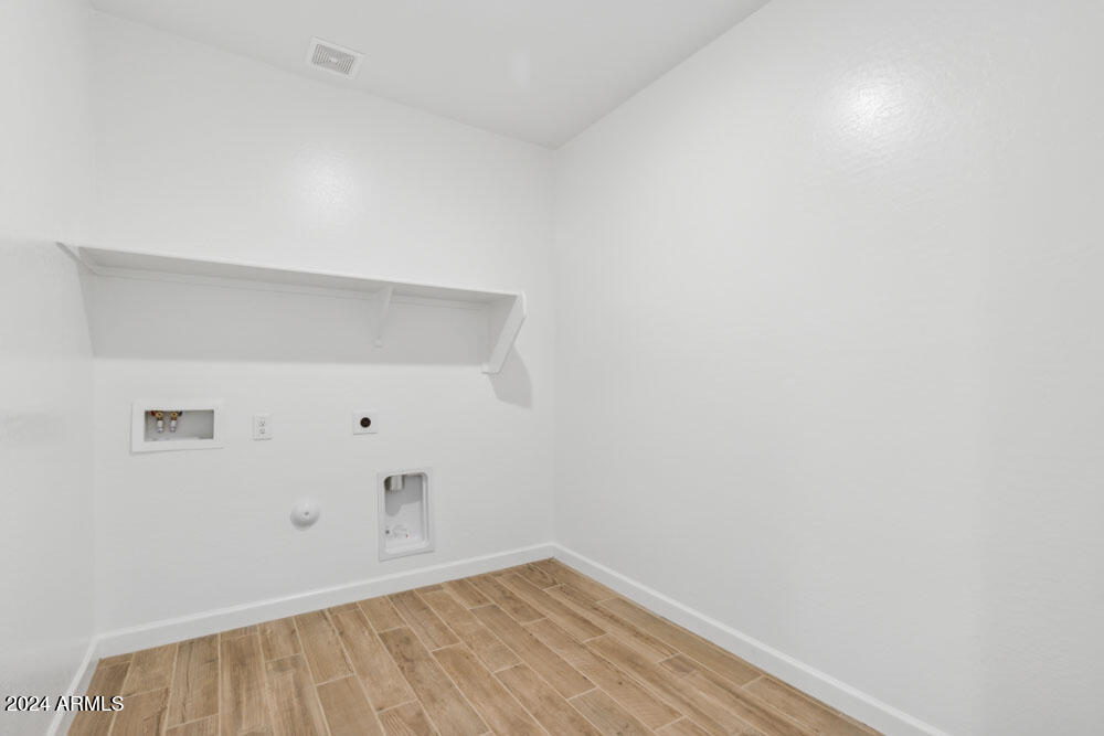 22876 E NIGHTINGALE Road