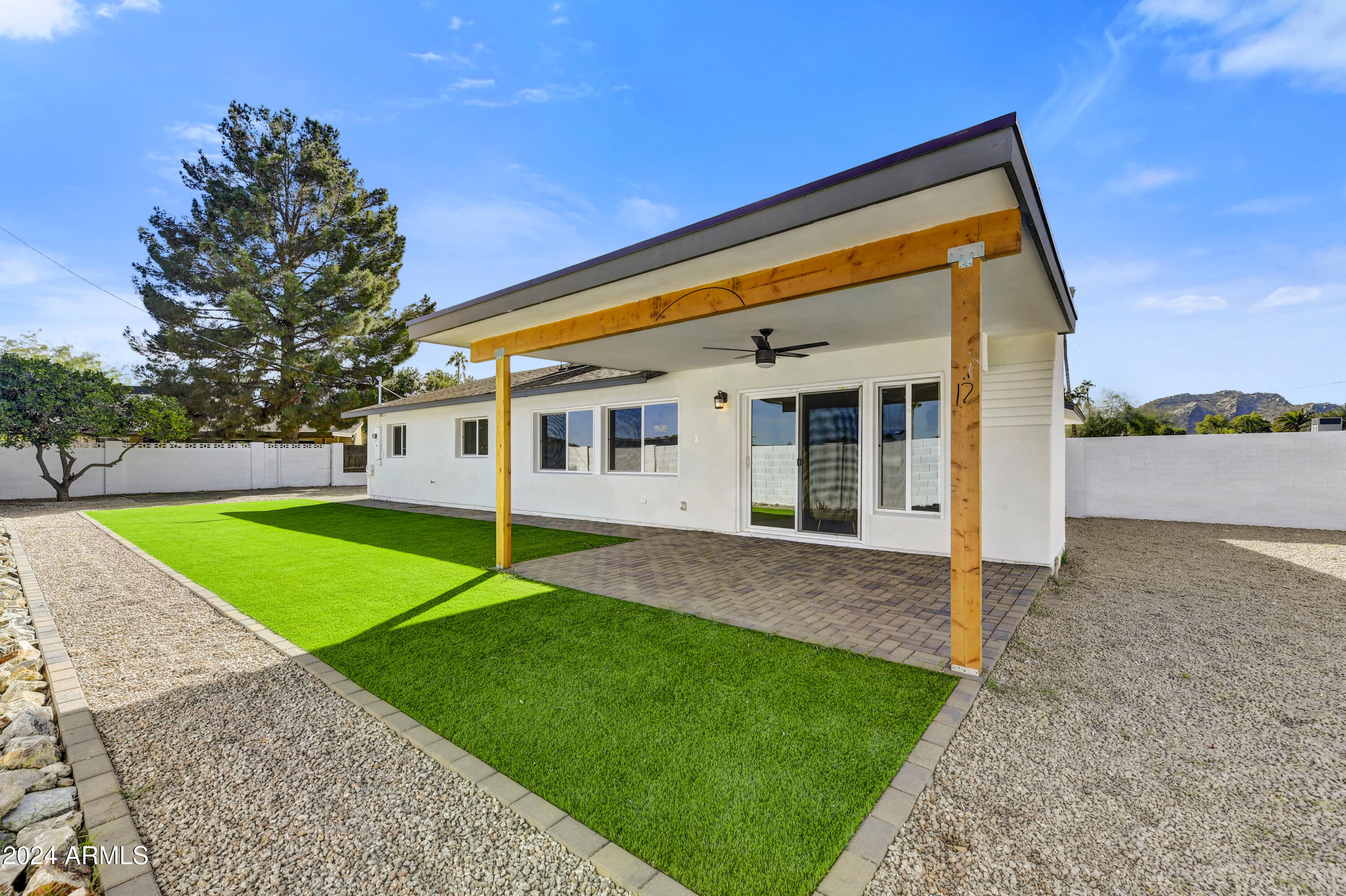 2826 E TURQUOISE Drive