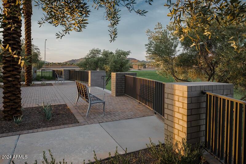 2220 W CHISUM Trail