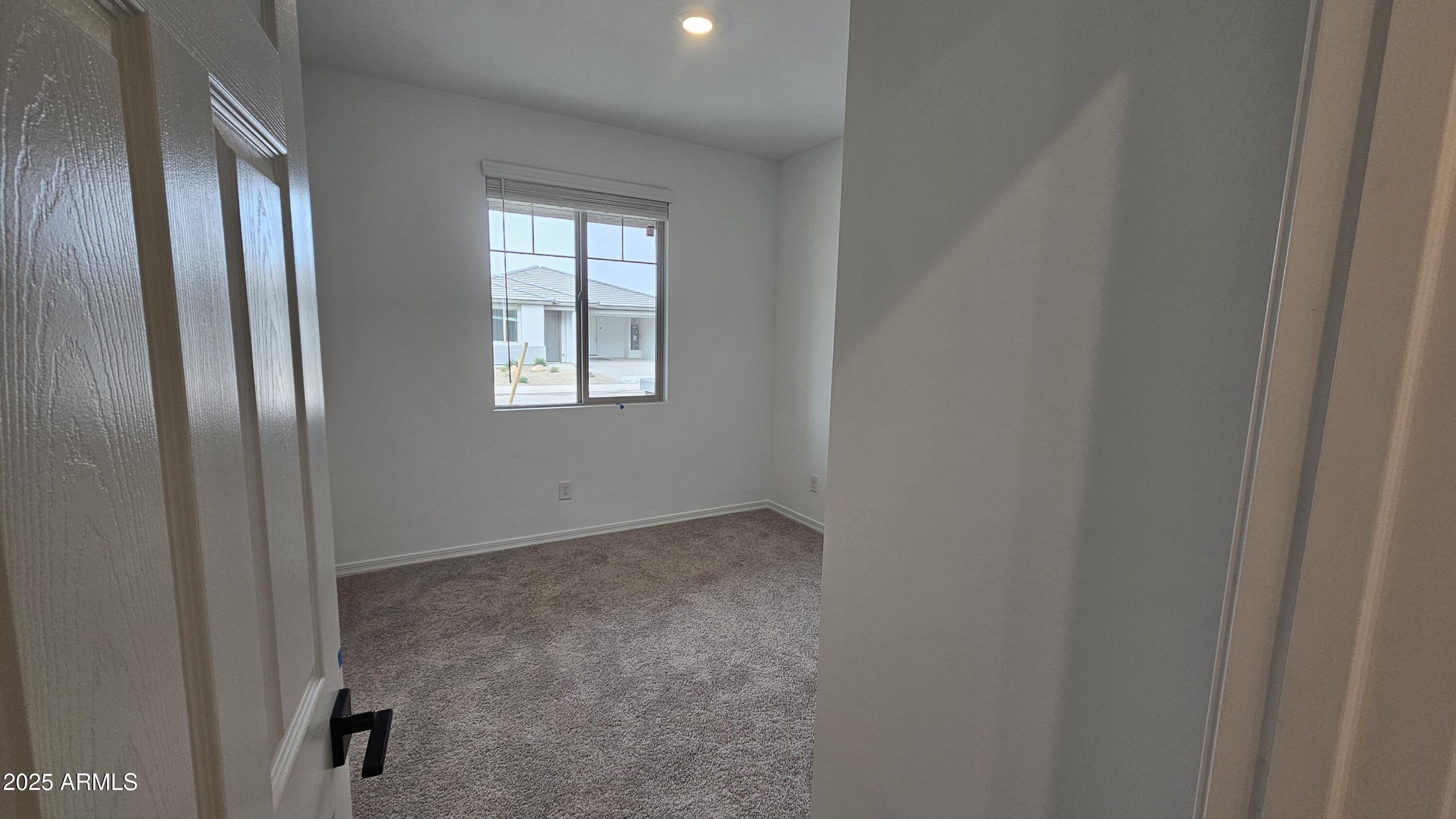 37609 N COWBOY Lane