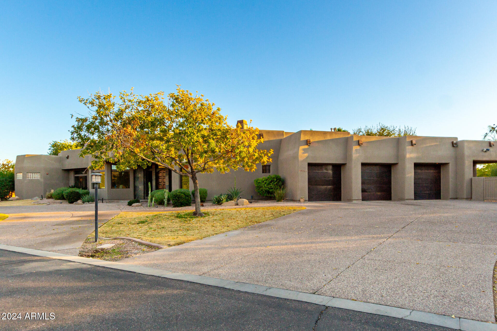 10837 E IRONWOOD Drive