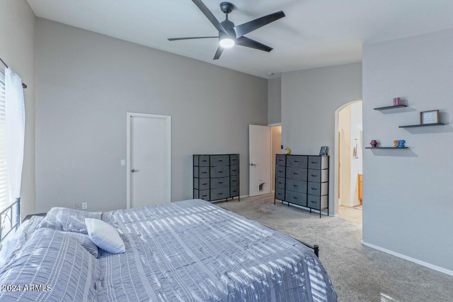 7439 W TONOPAH Drive