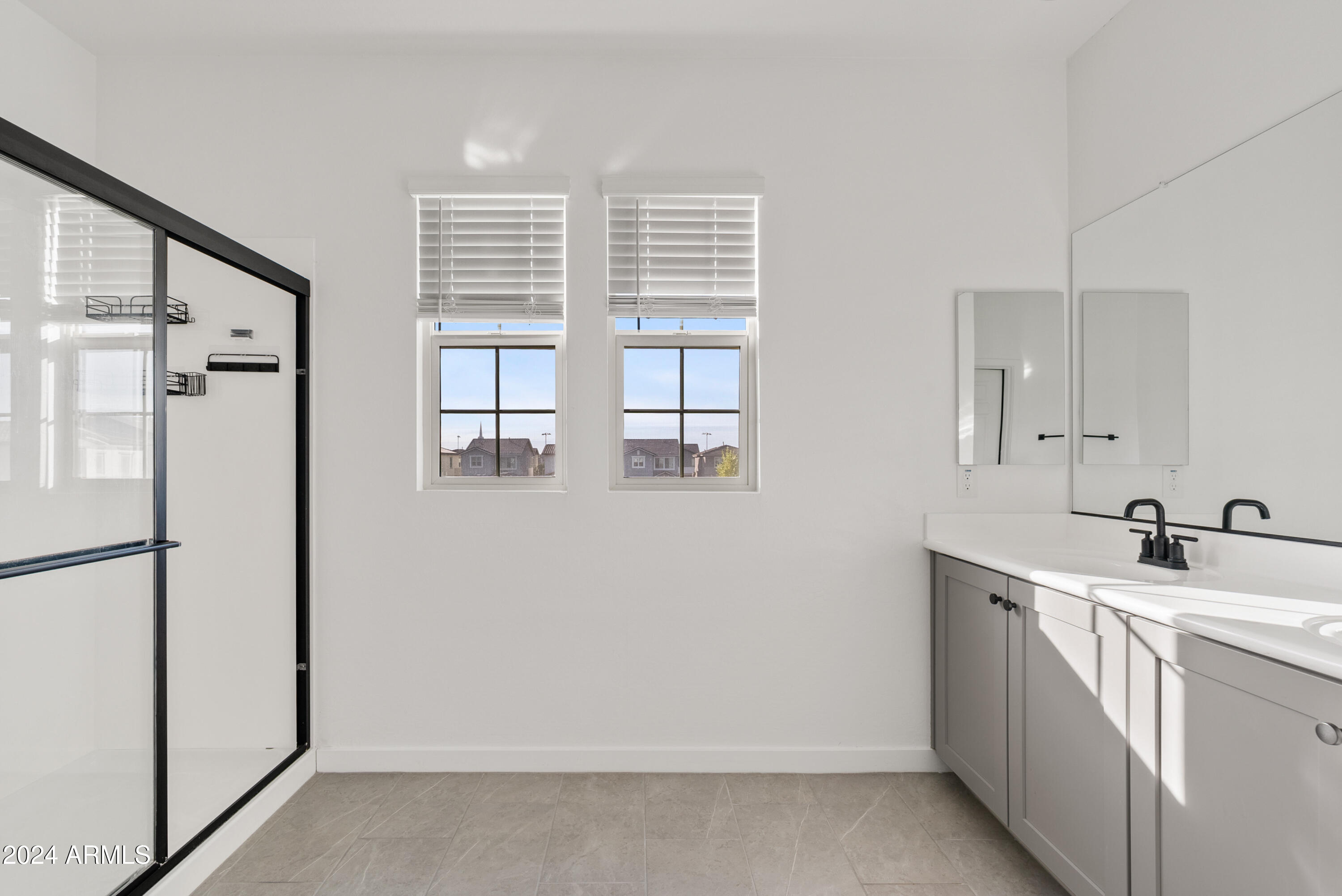 9415 E SUPERNOVA Drive