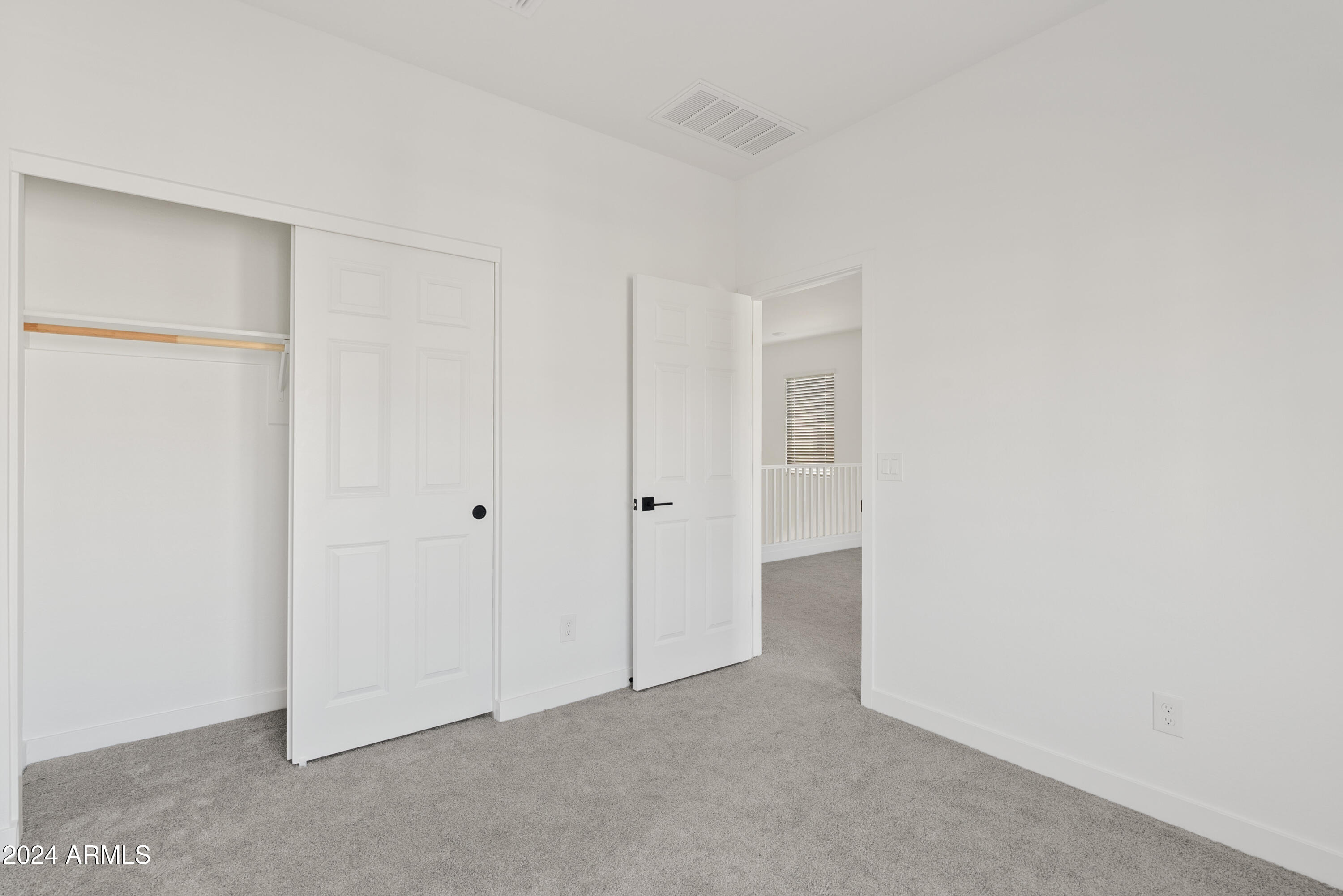 9415 E SUPERNOVA Drive